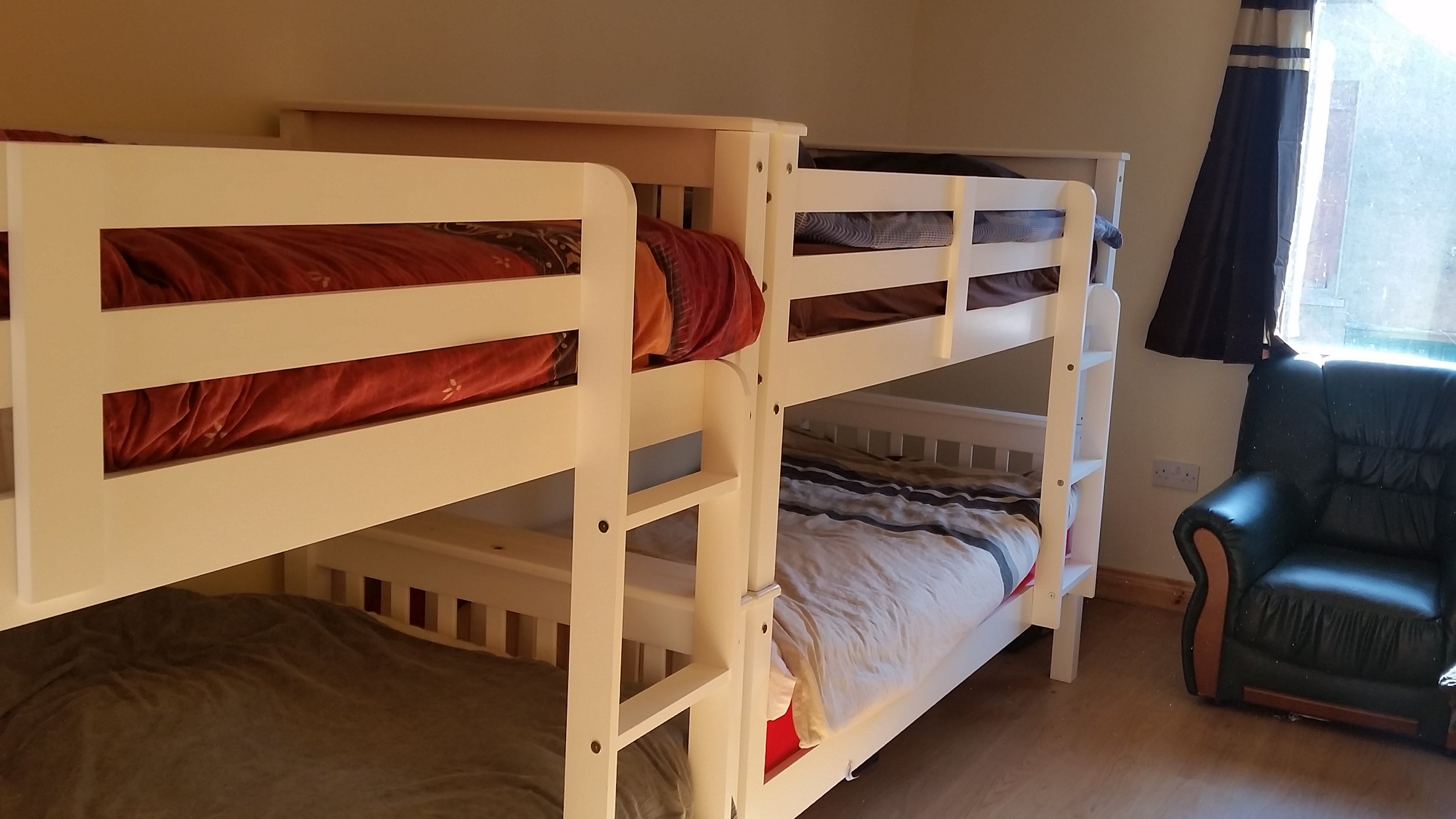 Shared room in Town House #7