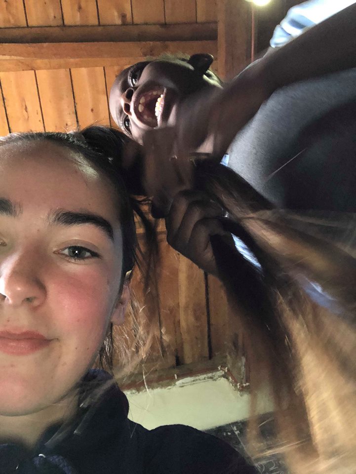 Kiberian students plaiting my hair
