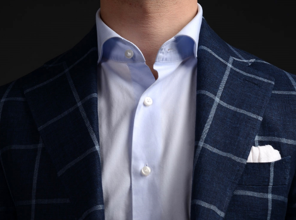 Our collar roll, shown here on our modern cut away collar, stands proud while worn open.