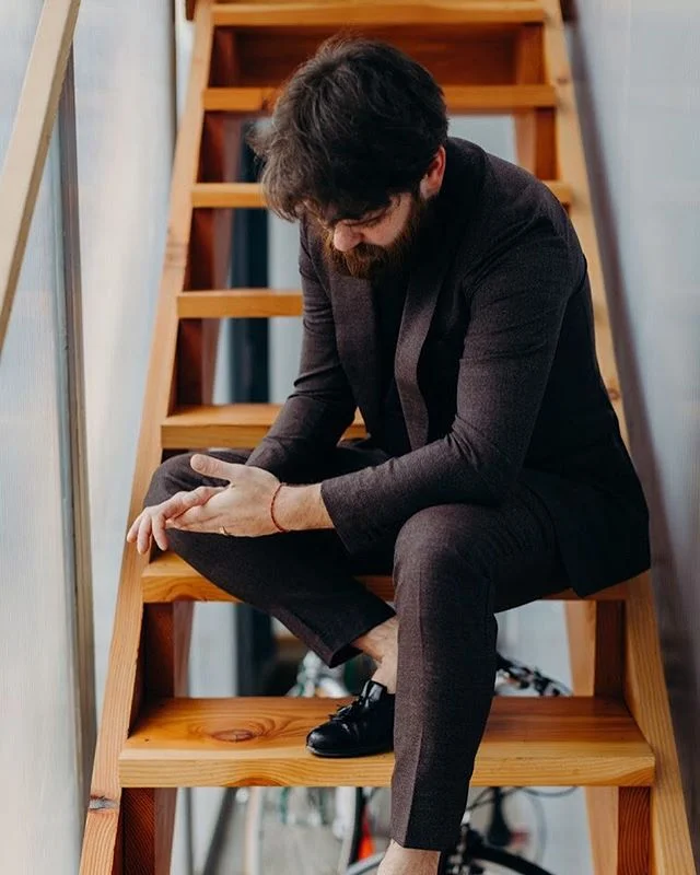 Add texture to your style #1701bespoke &bull;
&bull;
&bull;
&bull;
&bull;
#bespokesuit #bespoketailoring #sartoria #suited #menwithclass #gentlemanstyle #mensaccessories #tailor #styleformen #suitstyle #detroystylist #detroitlove #introfashion #rawde