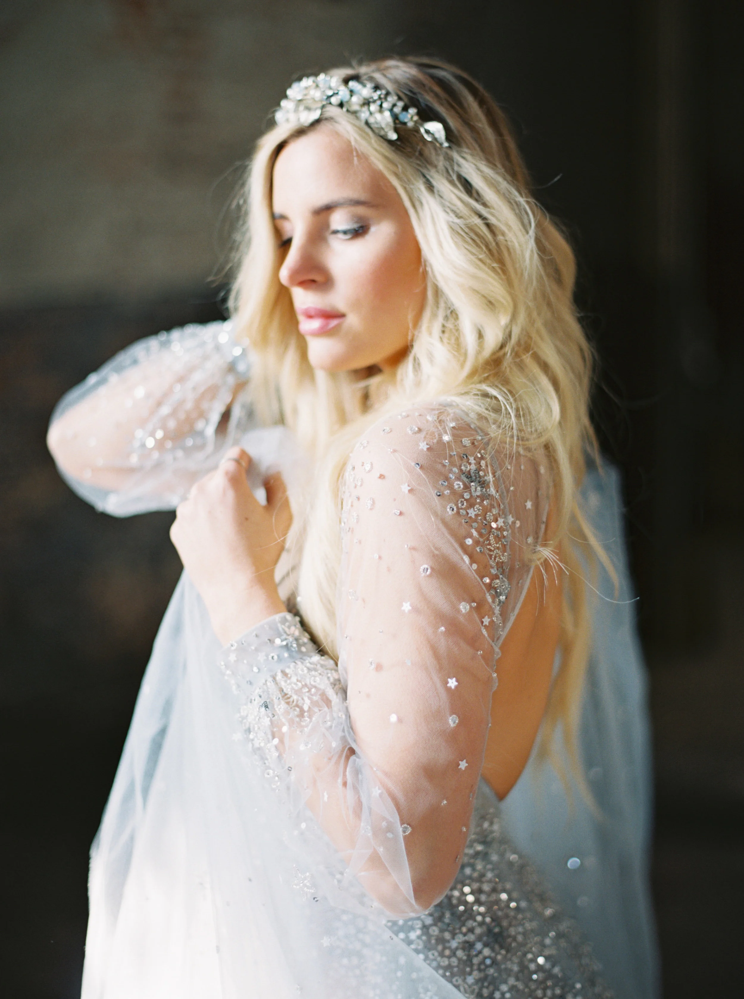 Brides of North Texas Stargazer Fall/Winter wedding editorial, by Dallas destination wedding photographer Tracy Enoch