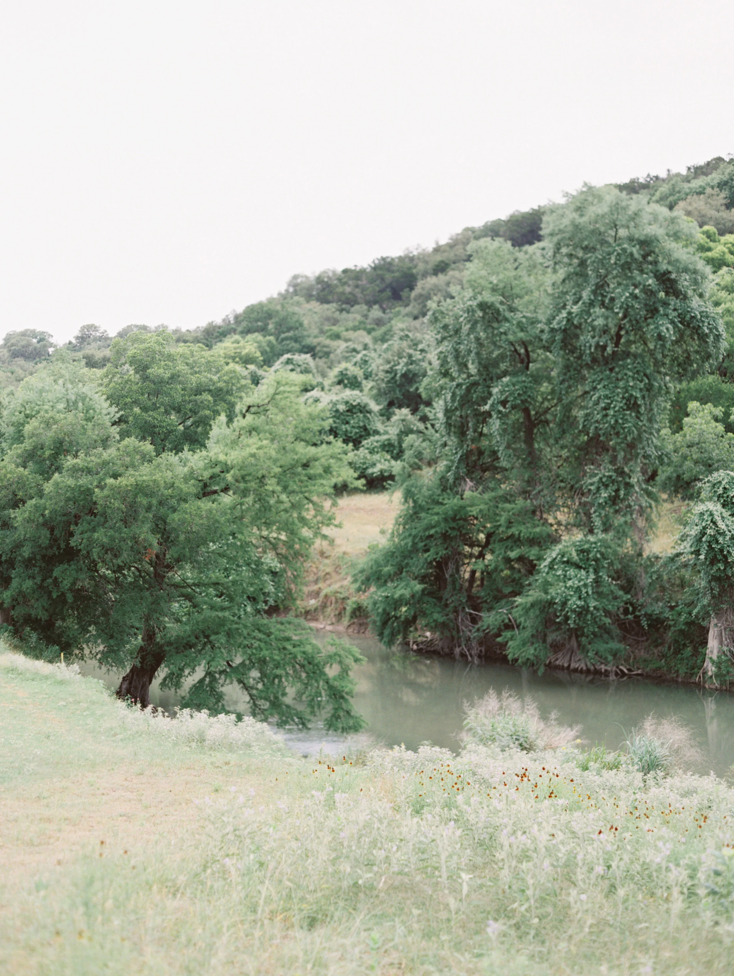 Hill Country Ranch celebration by Dallas destination wedding photographer Tracy Enoch