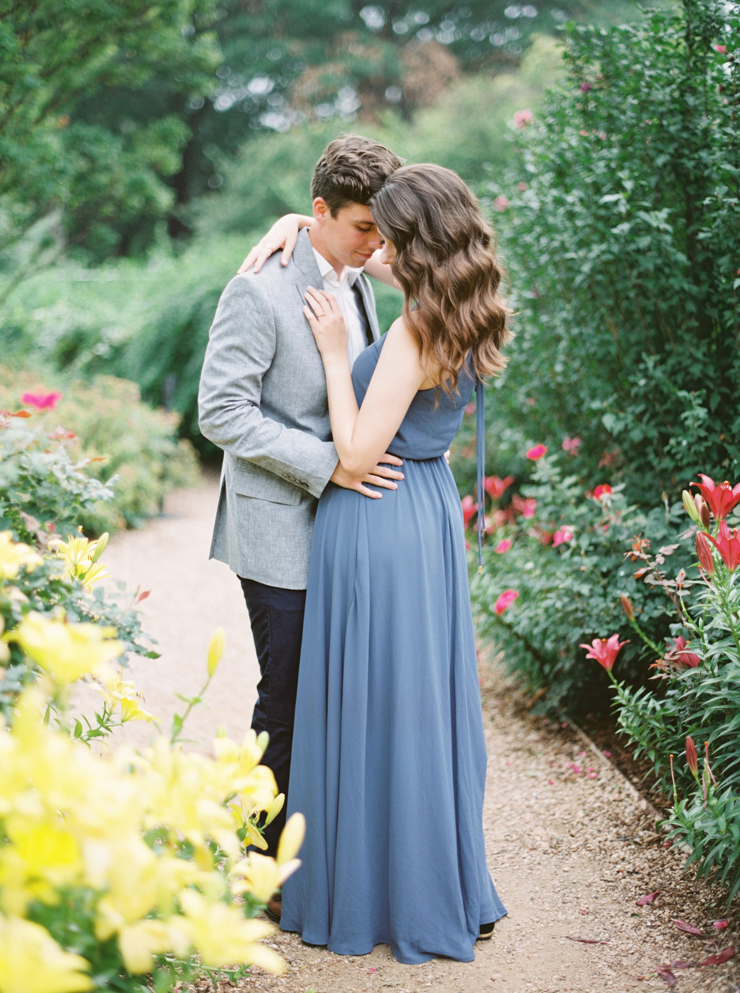 Garden engagement photos by Dallas destination wedding photographer Tracy Enoch