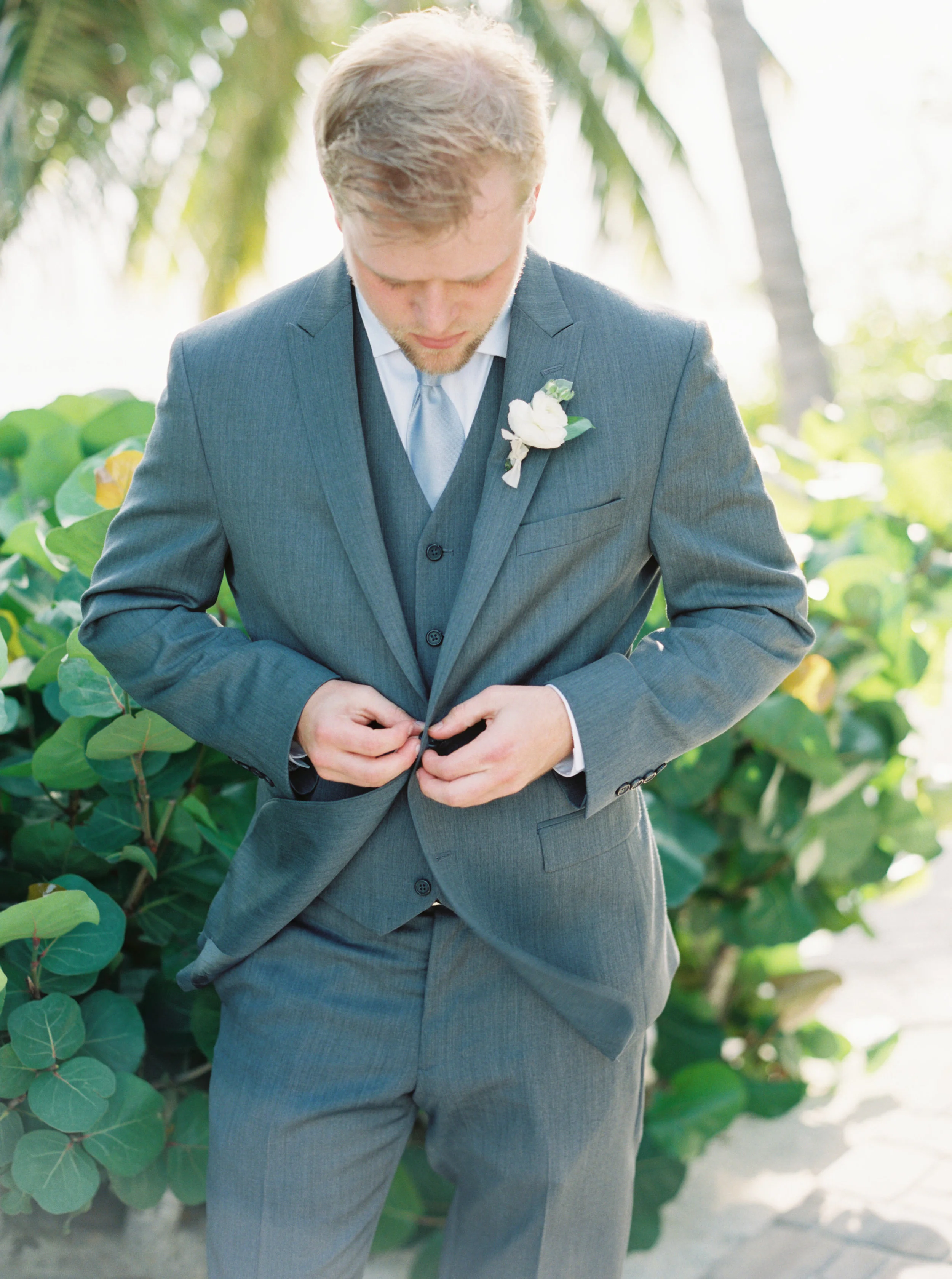 Caribbean destination wedding in Aruba, by Dallas destination wedding photographer Tracy Enoch