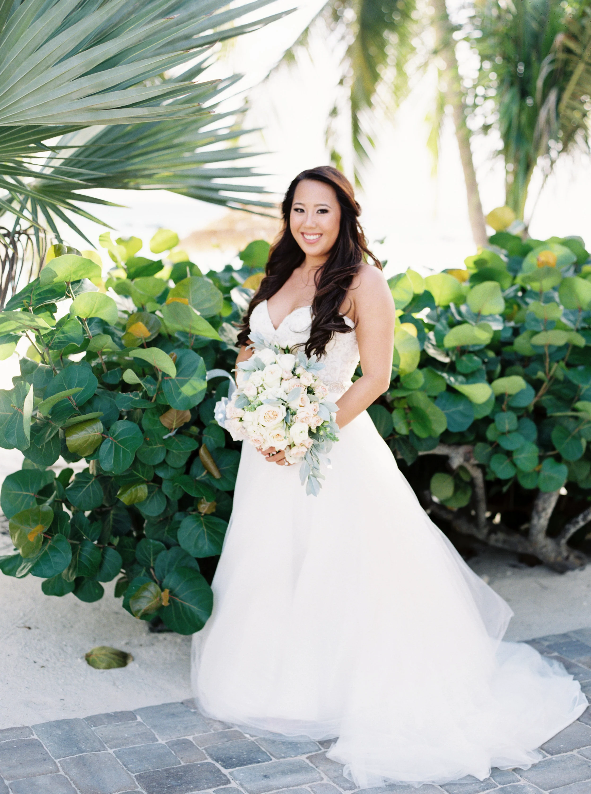 Caribbean destination wedding in Aruba, by Dallas destination wedding photographer Tracy Enoch