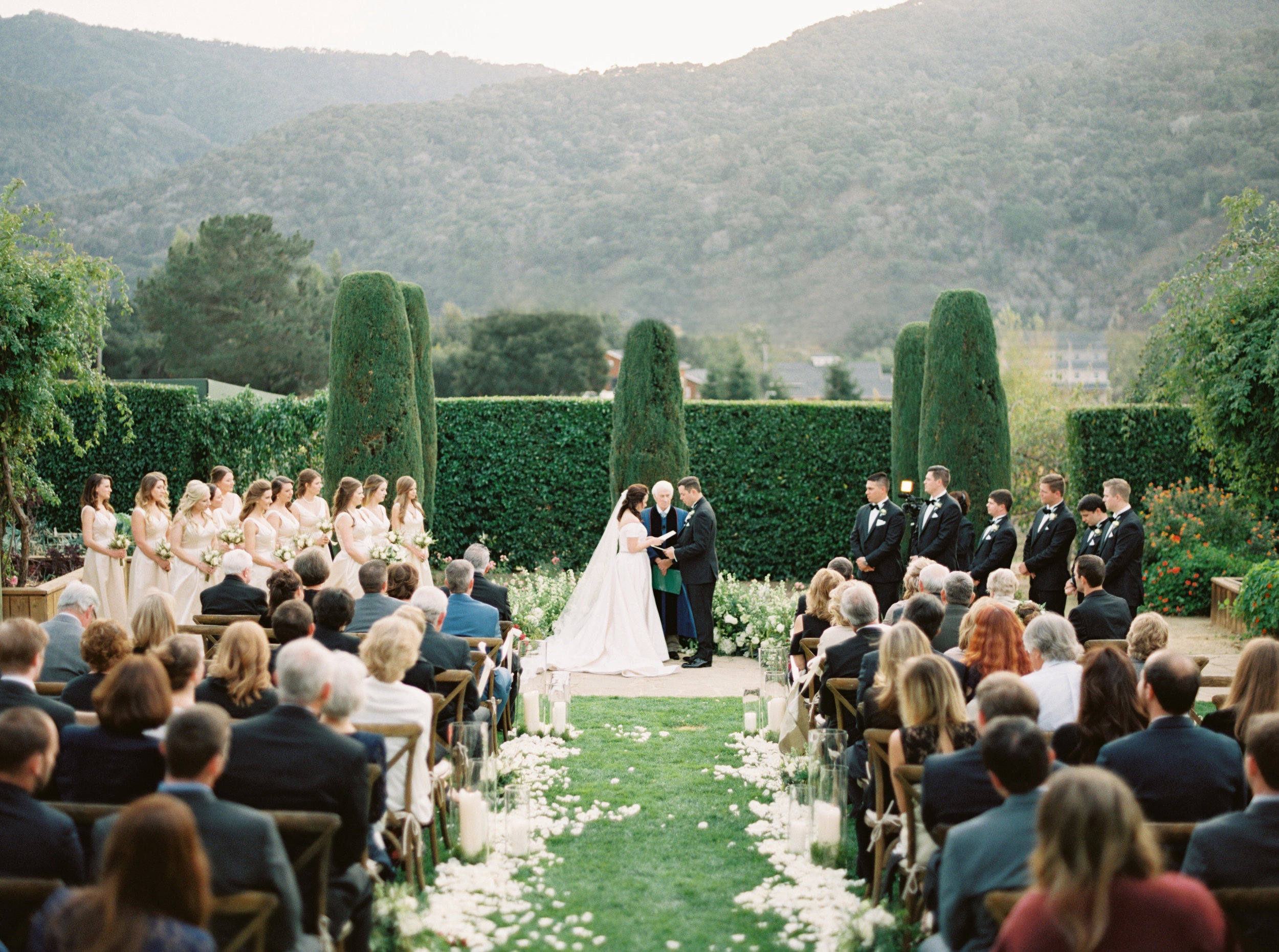 Picturesque Carmel-by-the-sea California wedding, by Dallas destination wedding photographer Tracy Enoch