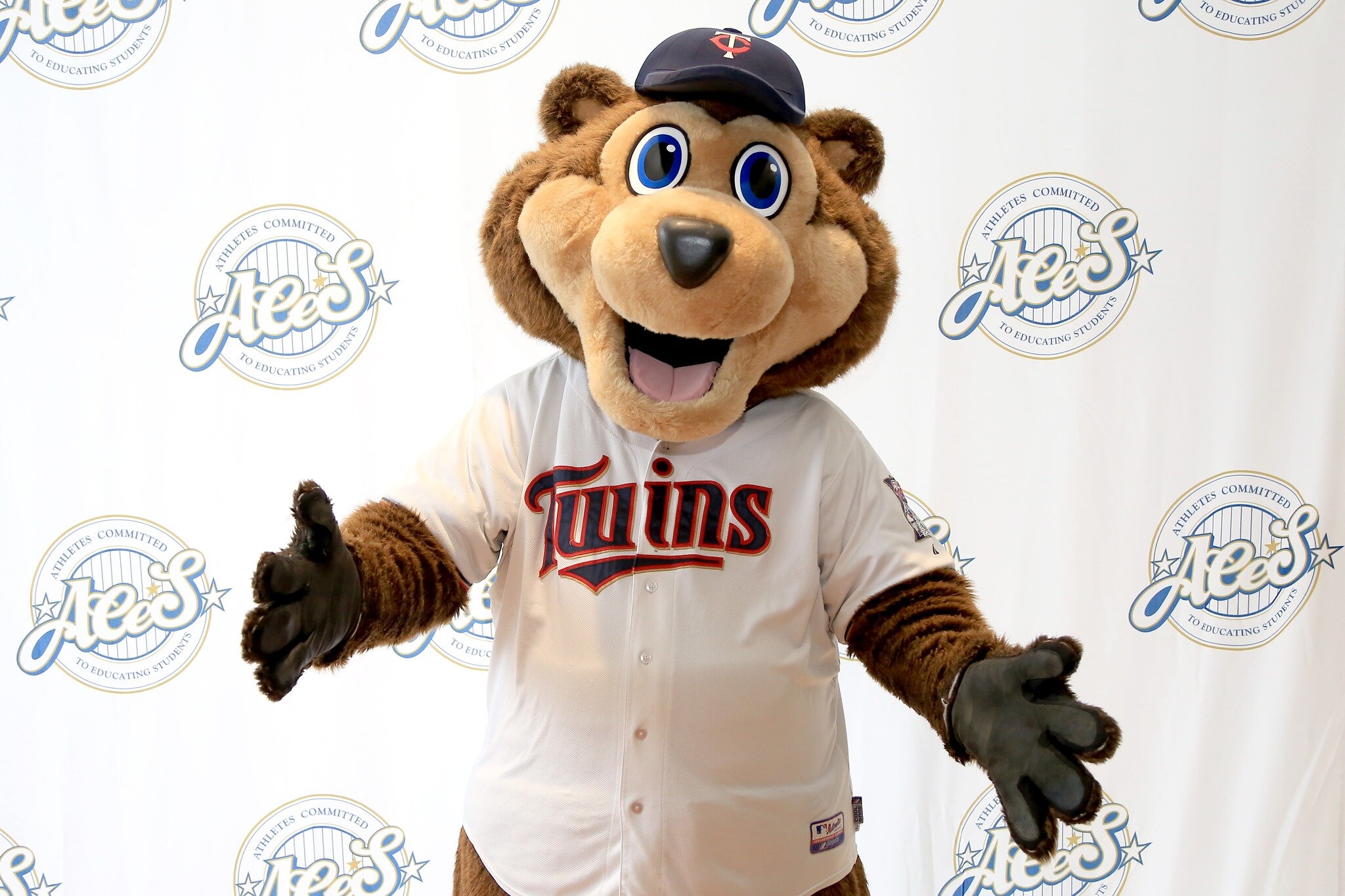 We love to see October baseball in Twins Territory. Let&rsquo;s go, @twins! #WeBelieveinTC