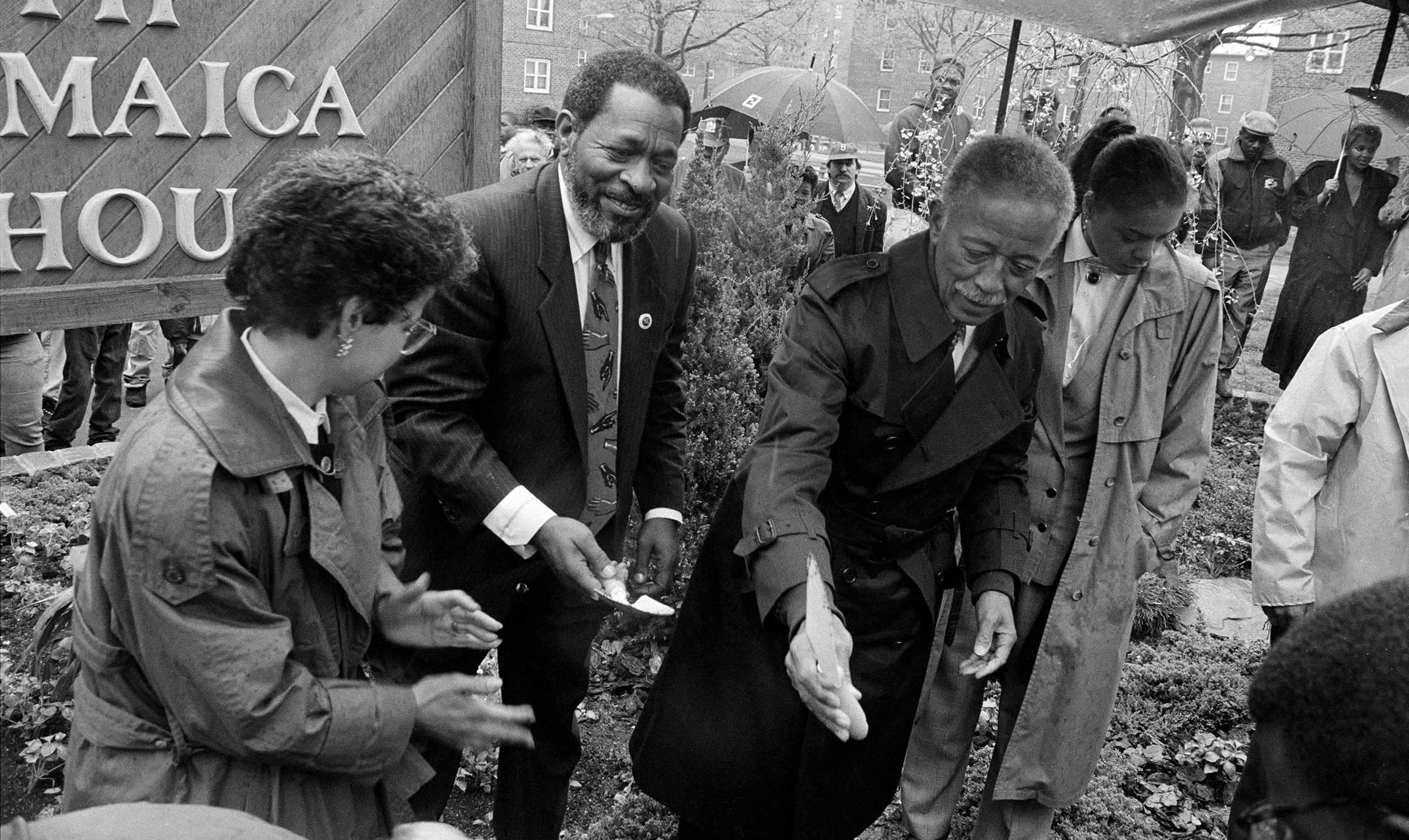 Mayor Dinkins tours the South Jamaica Housing Development, May 8, 1992