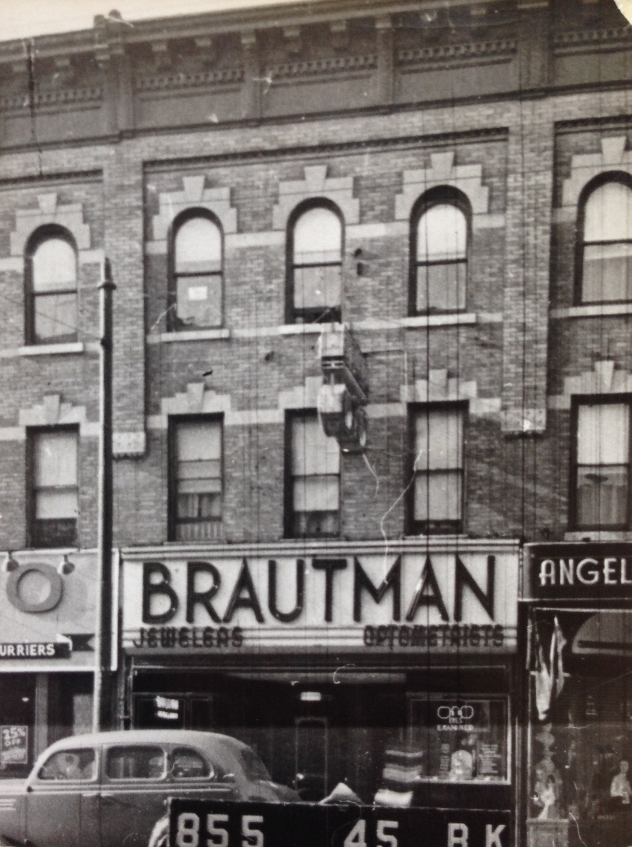 5822 5th Ave between 58th-59th Streets. 1939-1941. NYC Municipal Archives.