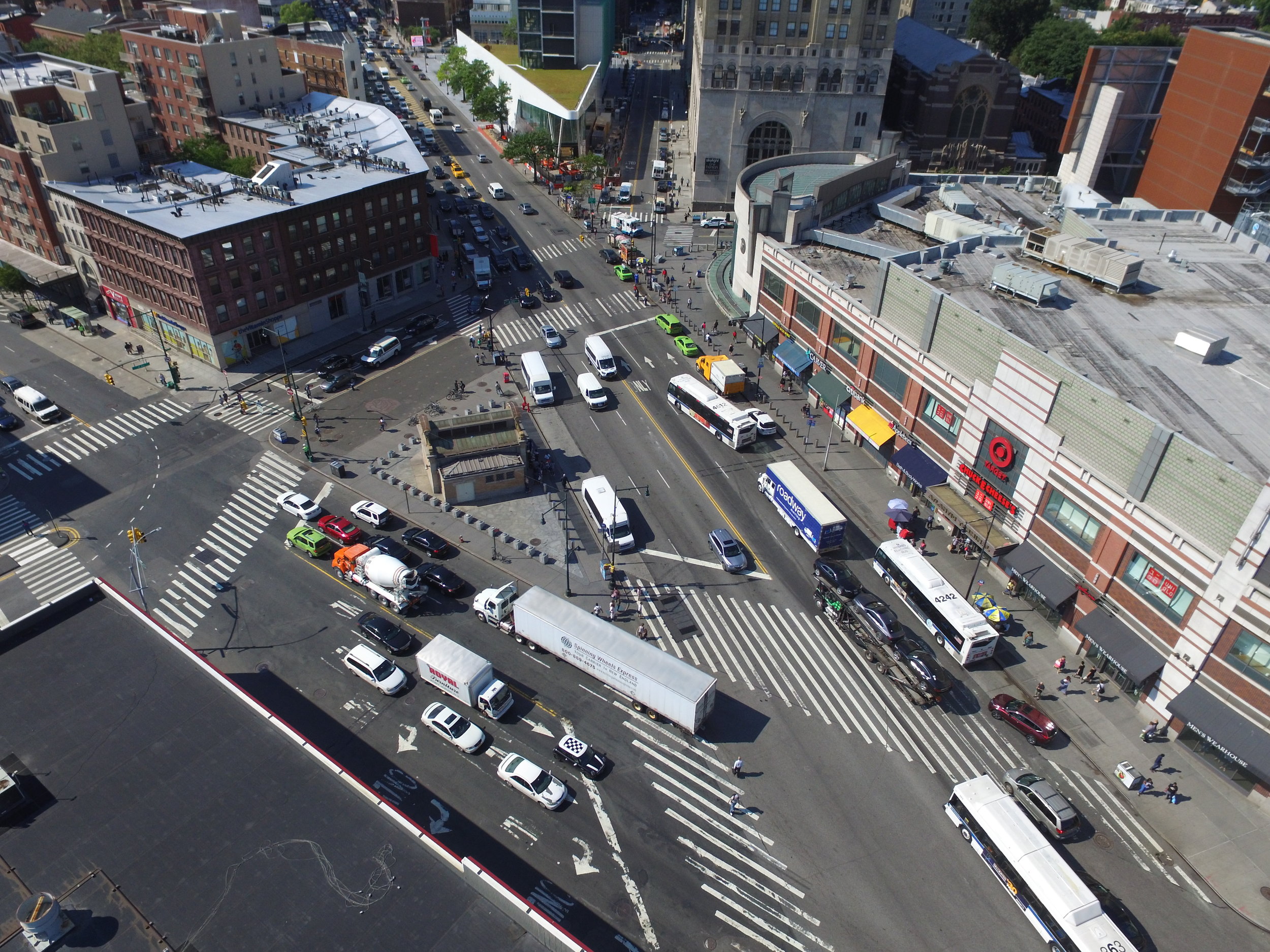 Flatbush Avenue and Atlantic Avenue, looking north. Photo: Darryl Montgomery, 2017.