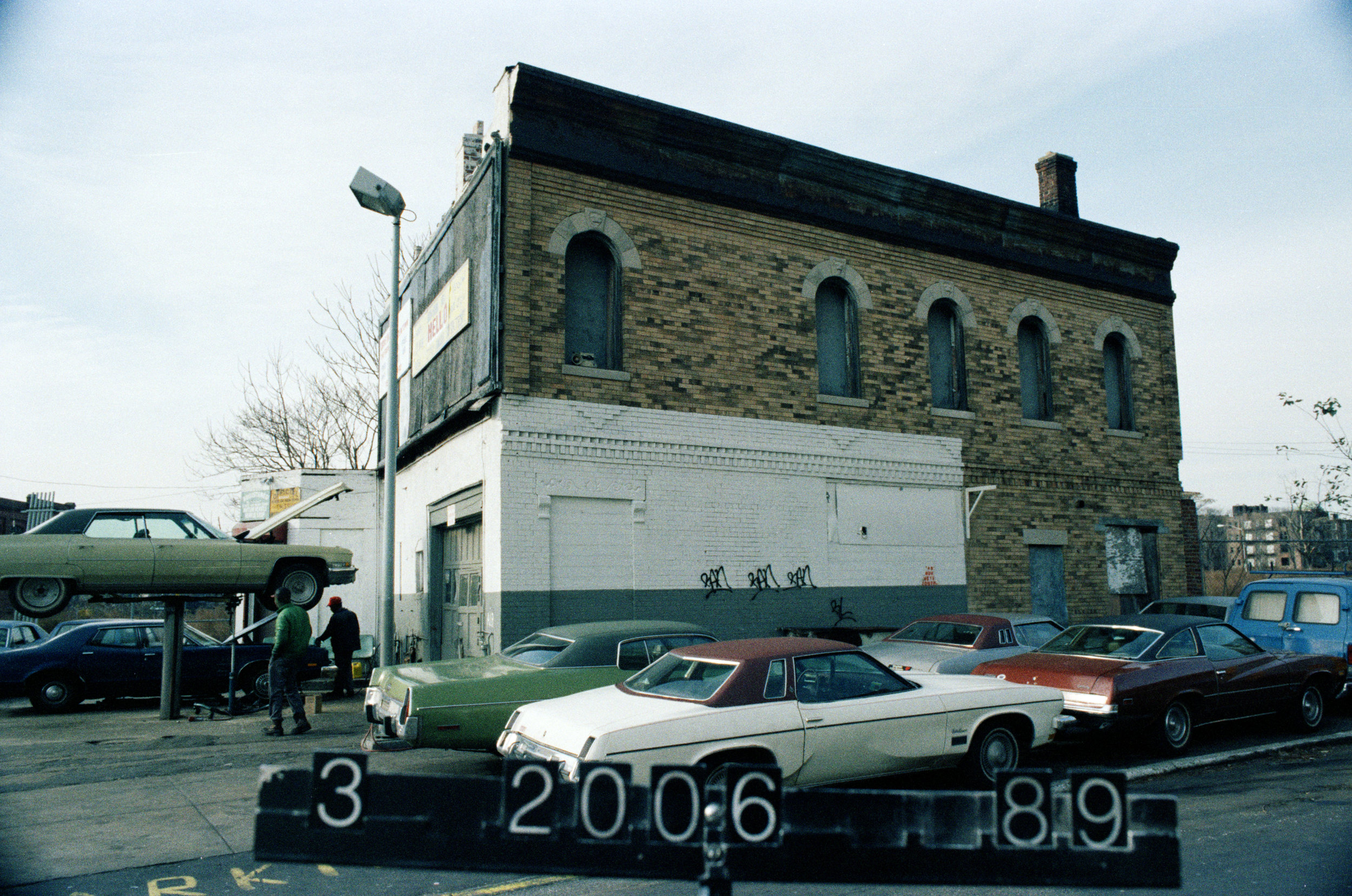 733 Atlantic Avenue, mid-1980s. Department of Finance collection, NYC Municipal Archives.