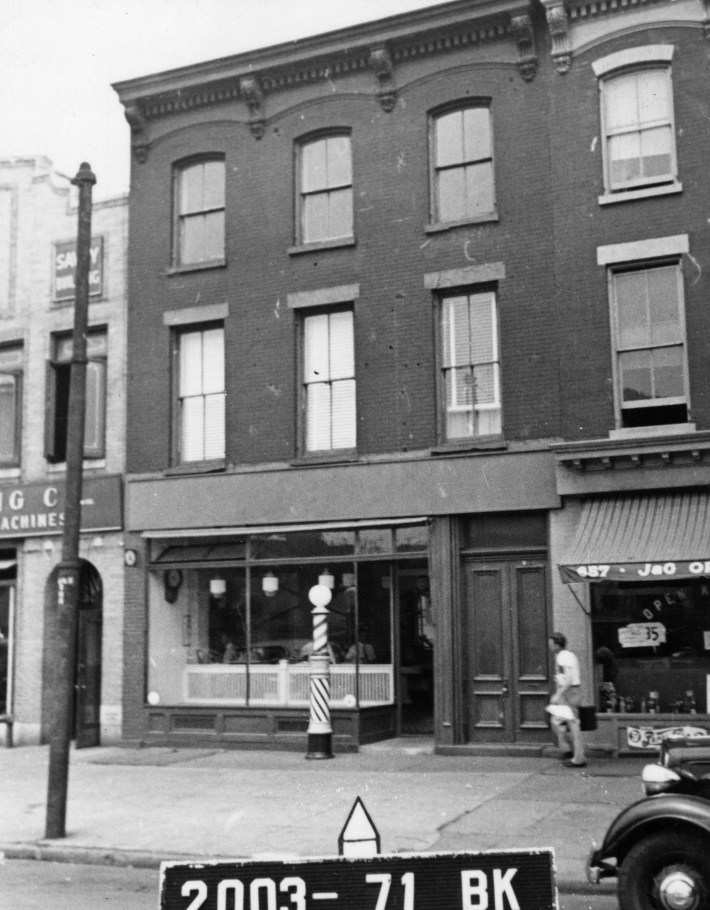 655 Atlantic Avenue, circa 1940. Department of Finance collection, NYC Municipal Archives.