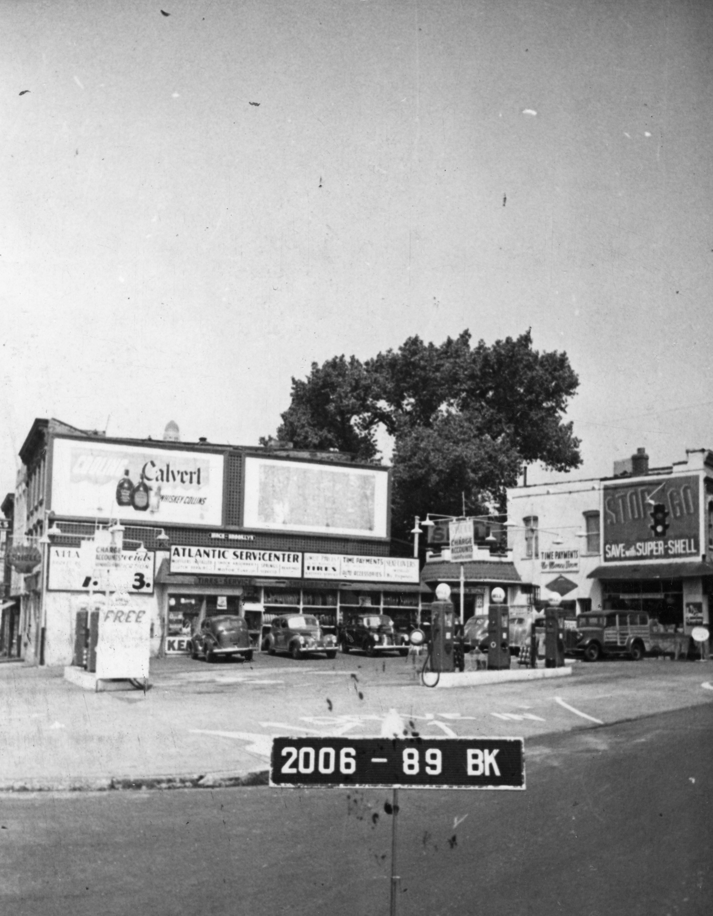 733 Atlantic Avenue, circa 1940. Department of Finance collection, NYC Municipal Archives.
