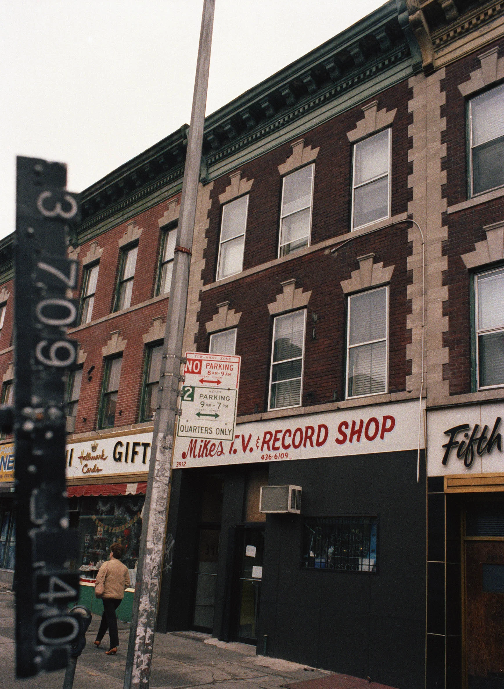 3912 5th Avenue, Brooklyn, NY, mid-1980s. Department of Finance Collection, NYC Municipal Archives.