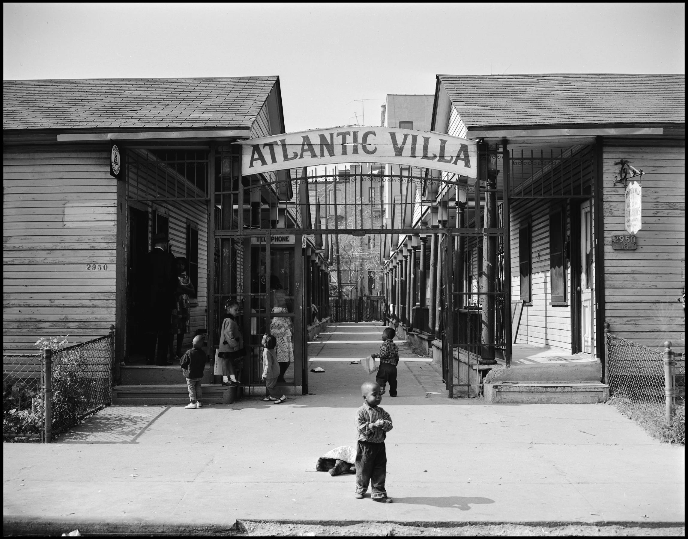 Atlantic Villa, a bungalow complex in Coney Island, West 33rd Street and Surf Avenue, December 1962. Photographer unknown.