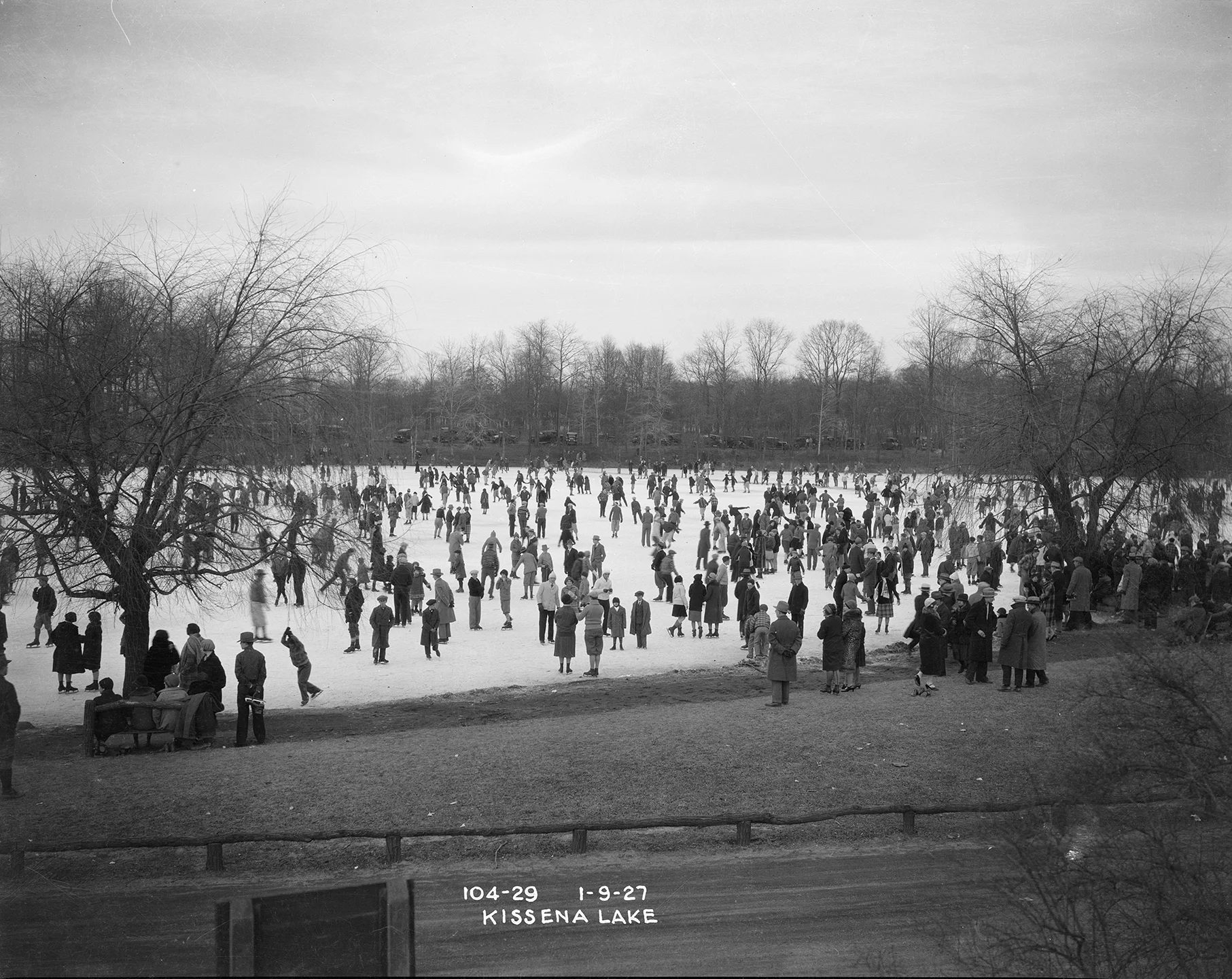 People ice skating on Kissena Lake, January 9, 1927. NYC Municipal Archives, Borough President Queens Collection.