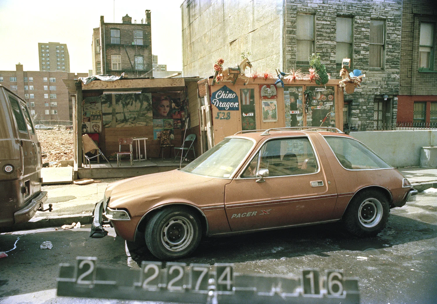 528 E. 148th Street, South Bronx, ca. 1985. DOF Tax Photograph Collection, NYC Municipal Archives.