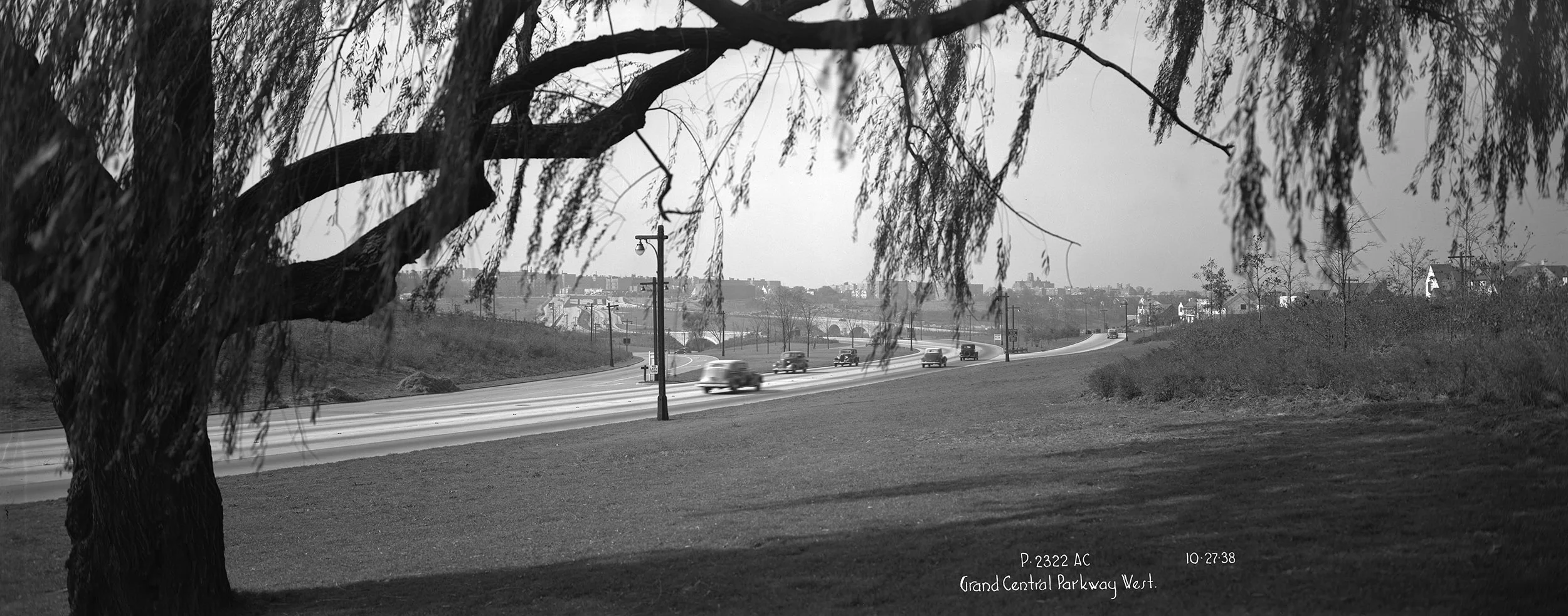 Grand Central Parkway, looking west, Queens, October 27, 1938. Borough President Queens Collection, NYC Municipal Archives.