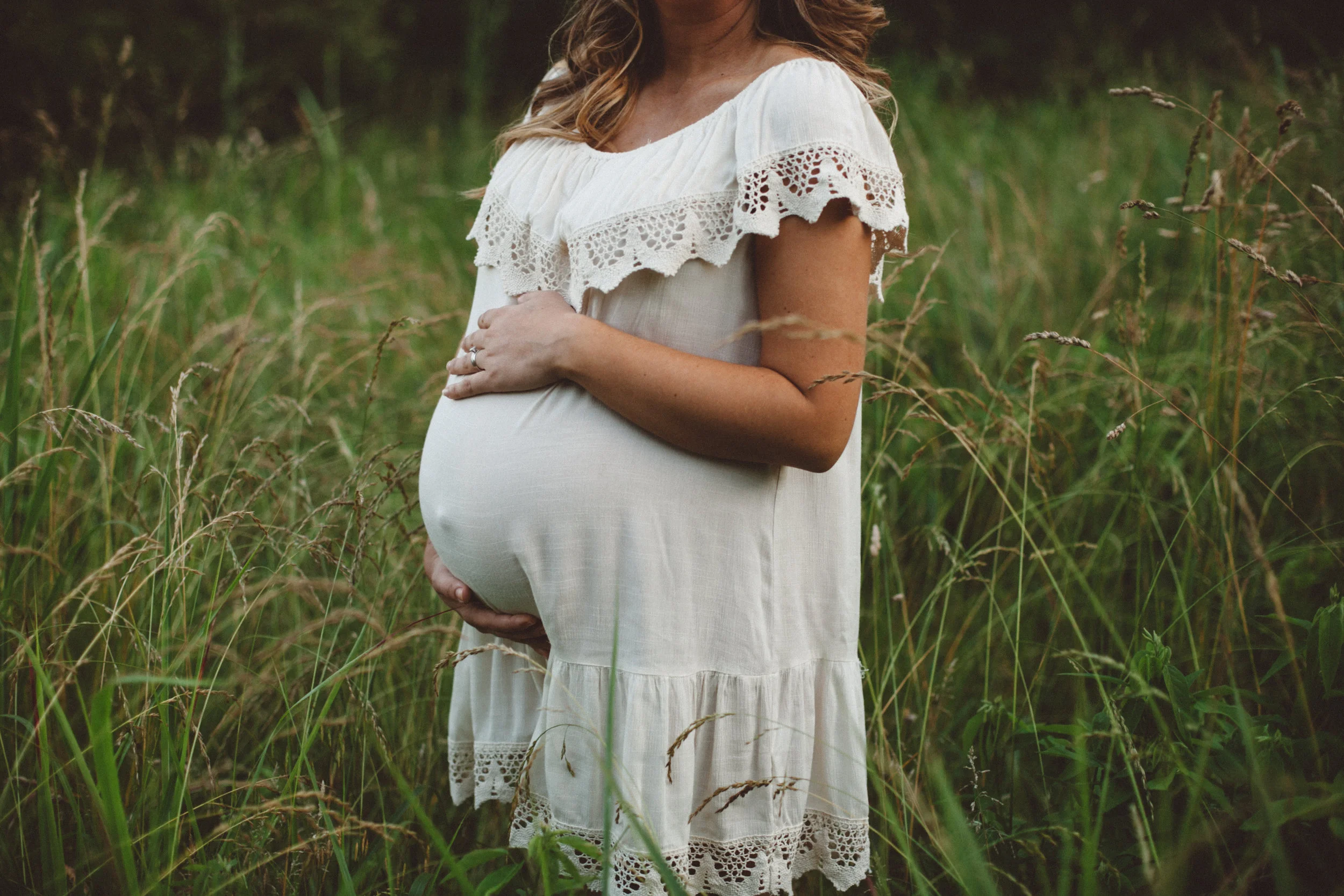 salmons_maternity_toned-23.jpg