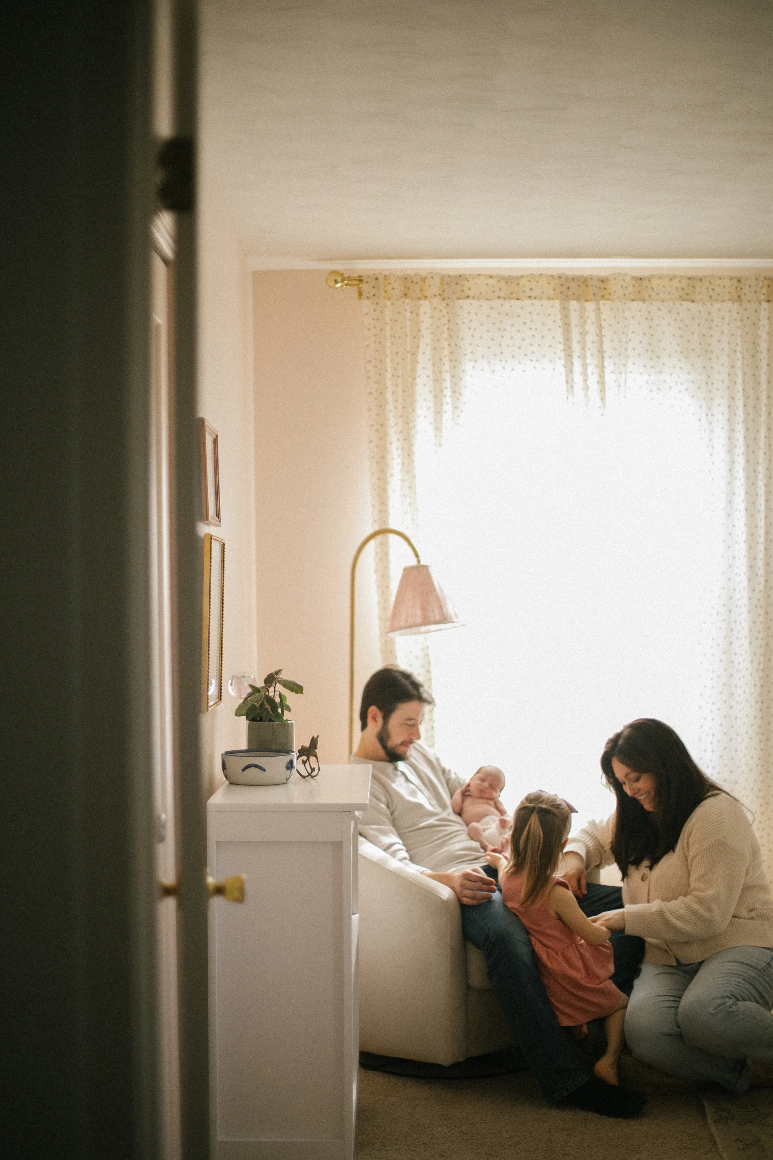 2024.03.24_MargotBurke_Newborn_Starks-13.jpg