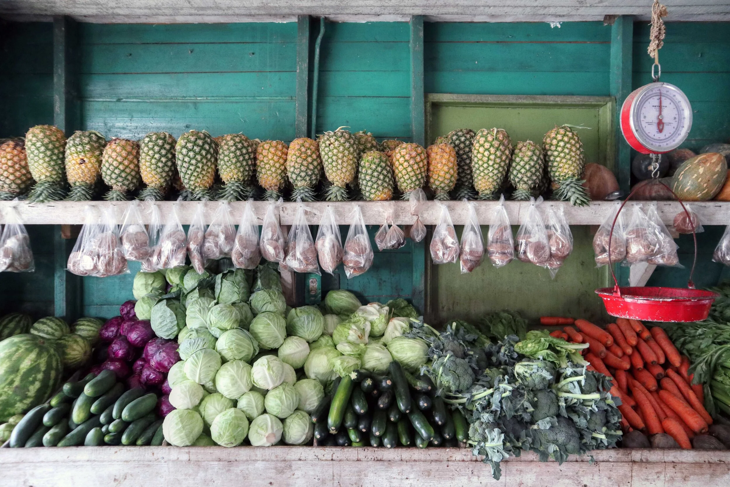 Swell Guide to Panama. Local fruit and vegetable stand. Photo by Felix Tchverkin.