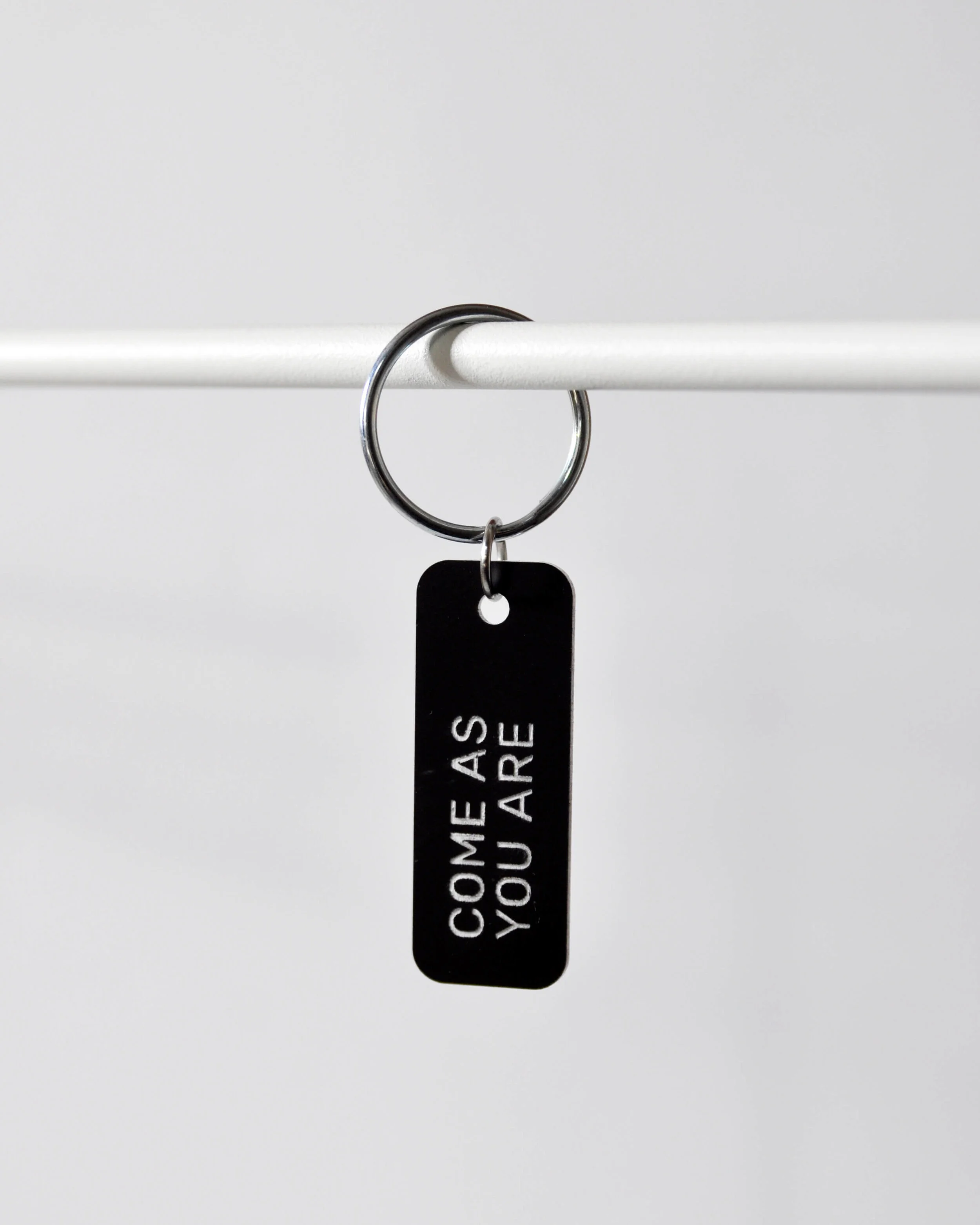 SMC-COMEASYOUARE-KEYTAG-HANGING.JPG