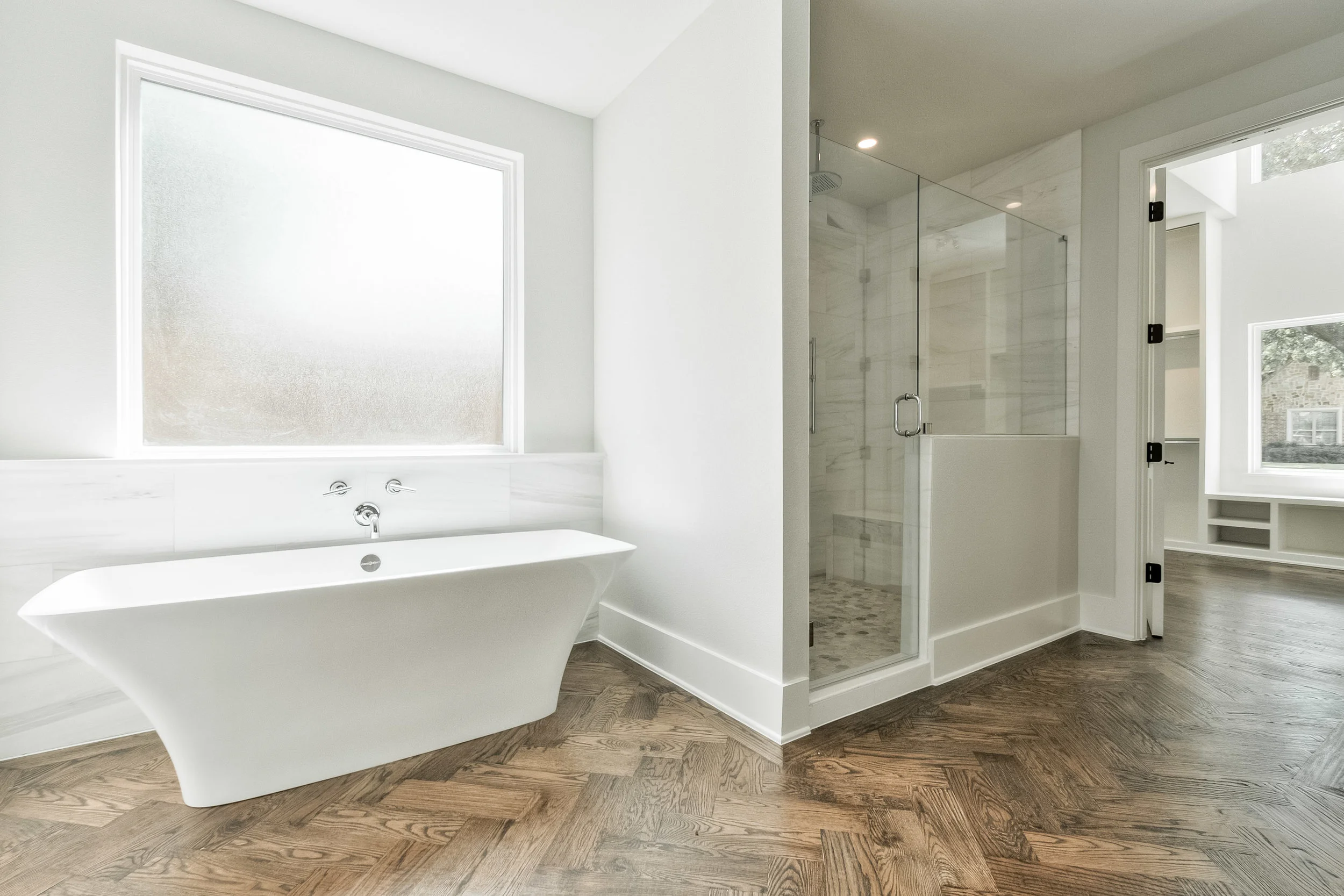 34.master Bath 2.JPG
