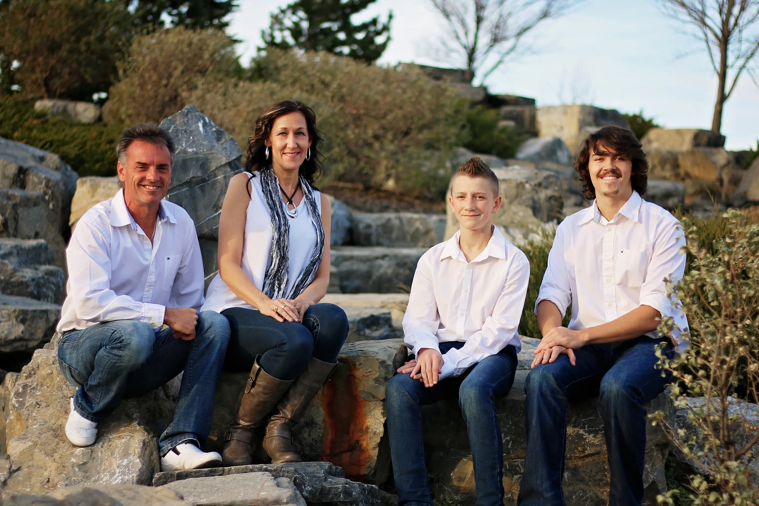 Paiha_Family_13.jpg