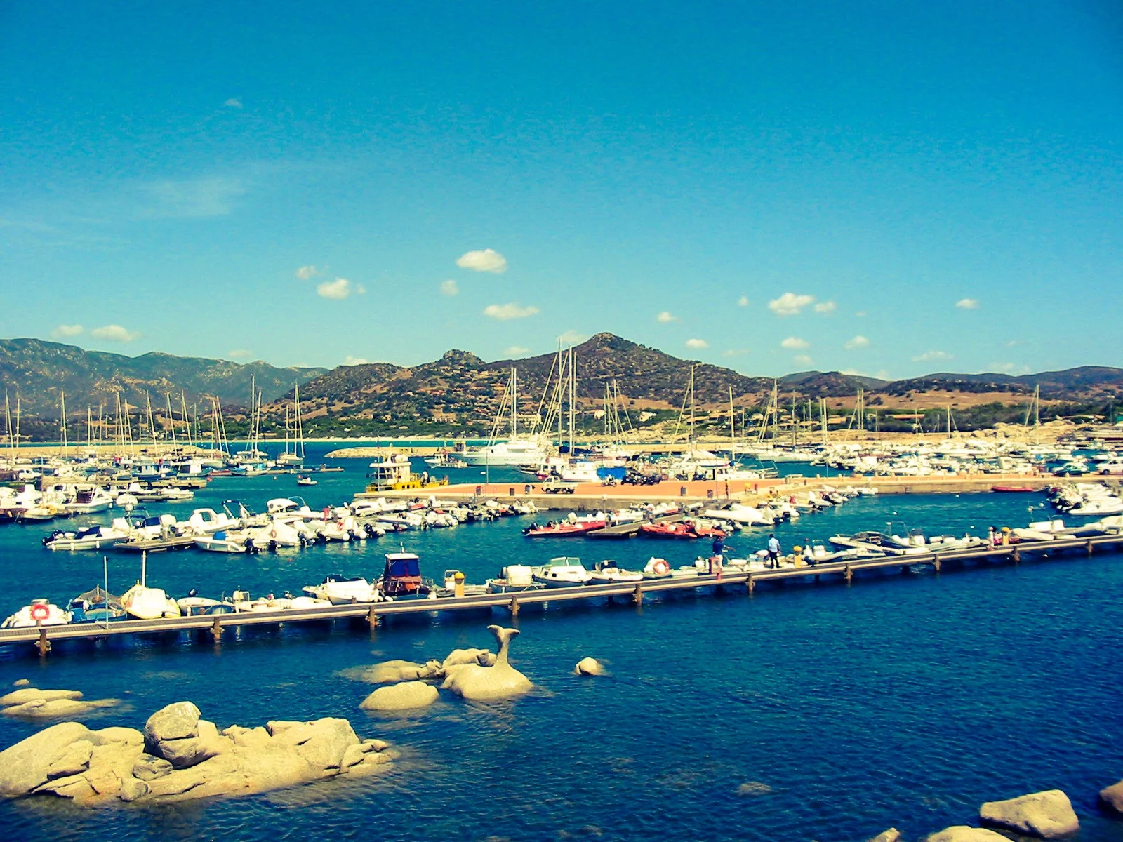 Hafen an der Costa Smeralda