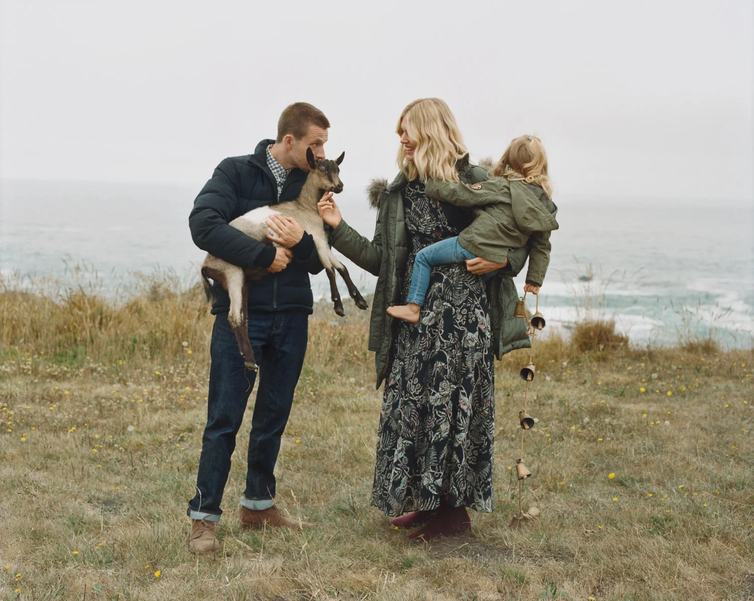 Iselin Steiro and Anders Danielsen Banana Republic Holiday 2017