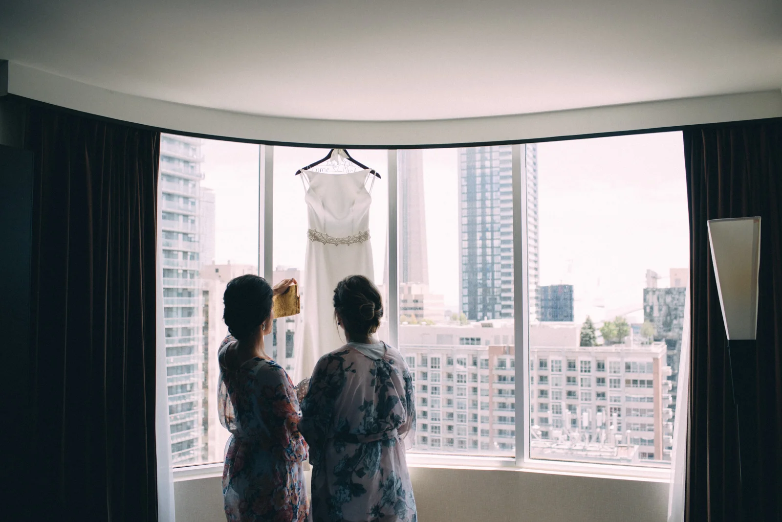 Malaparte-wedding-photography-Toronto-by-Sam-Wong-of-Artanis-Collective_08.jpg