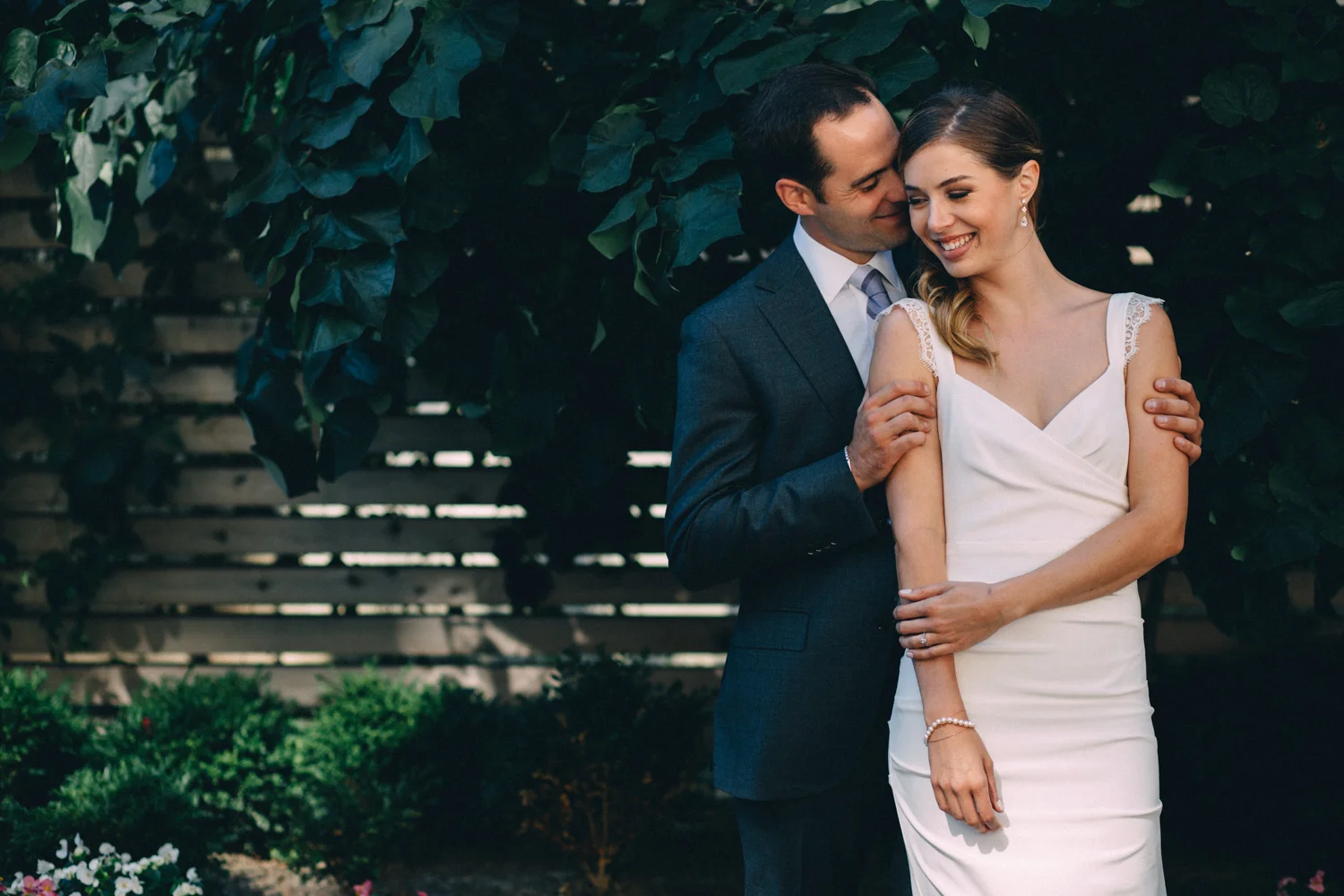 Steam-Whistle-Brewery-wedding-photos-Toronto-wedding-photography-by-Sam-Wong-of-Artanis-Collective_32.jpg