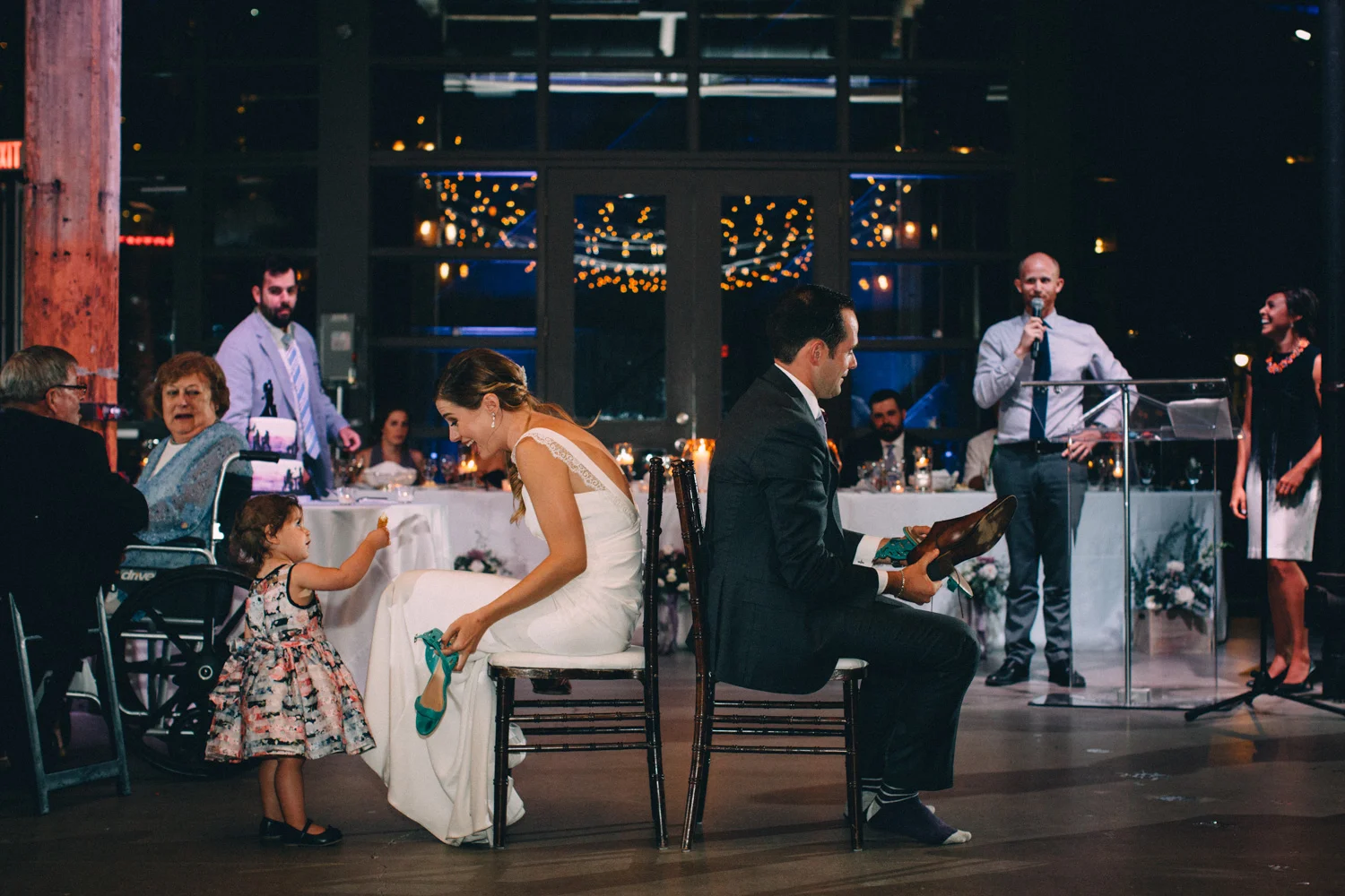 Steam-Whistle-Brewery-wedding-photos-Toronto-wedding-photography-by-Sam-Wong-of-Artanis-Collective_53.jpg