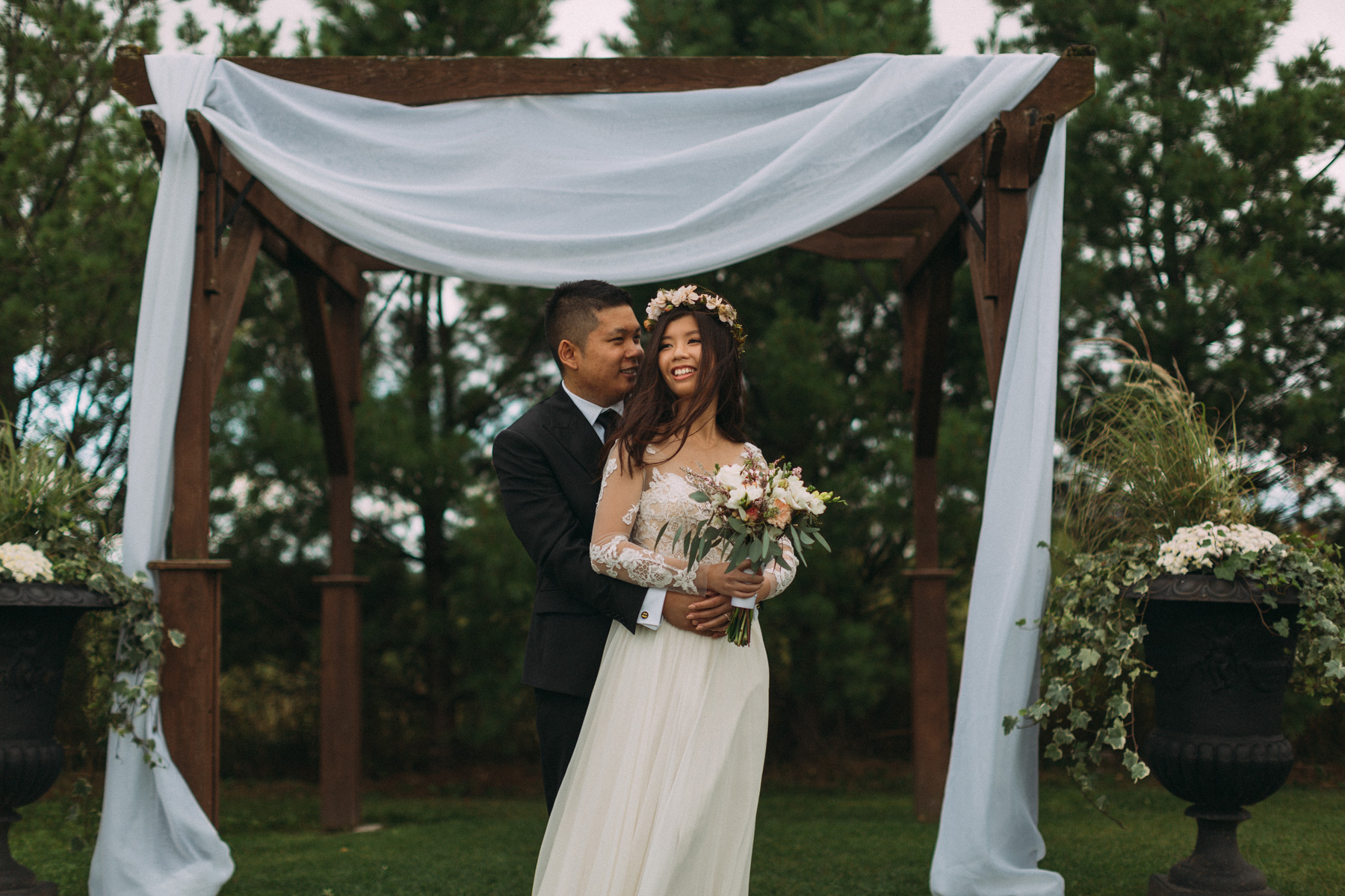 Belcroft-Estates-&-Event-Centre-wedding-photography-by-Sam-Wong-of-Artanis-Collective_039.jpg