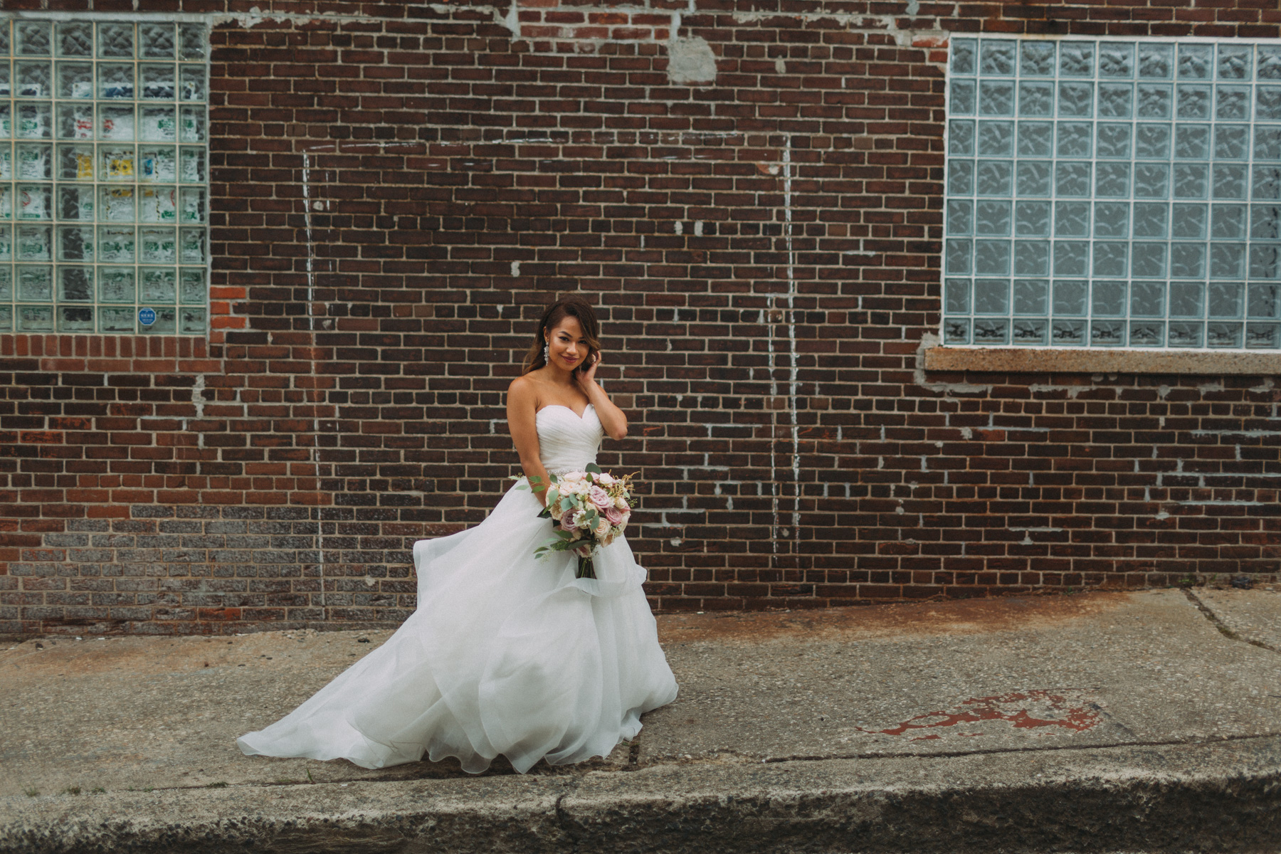 District-28-wedding-photography-by-Sam-Wong-of-Artanis-Collective_0047.jpg
