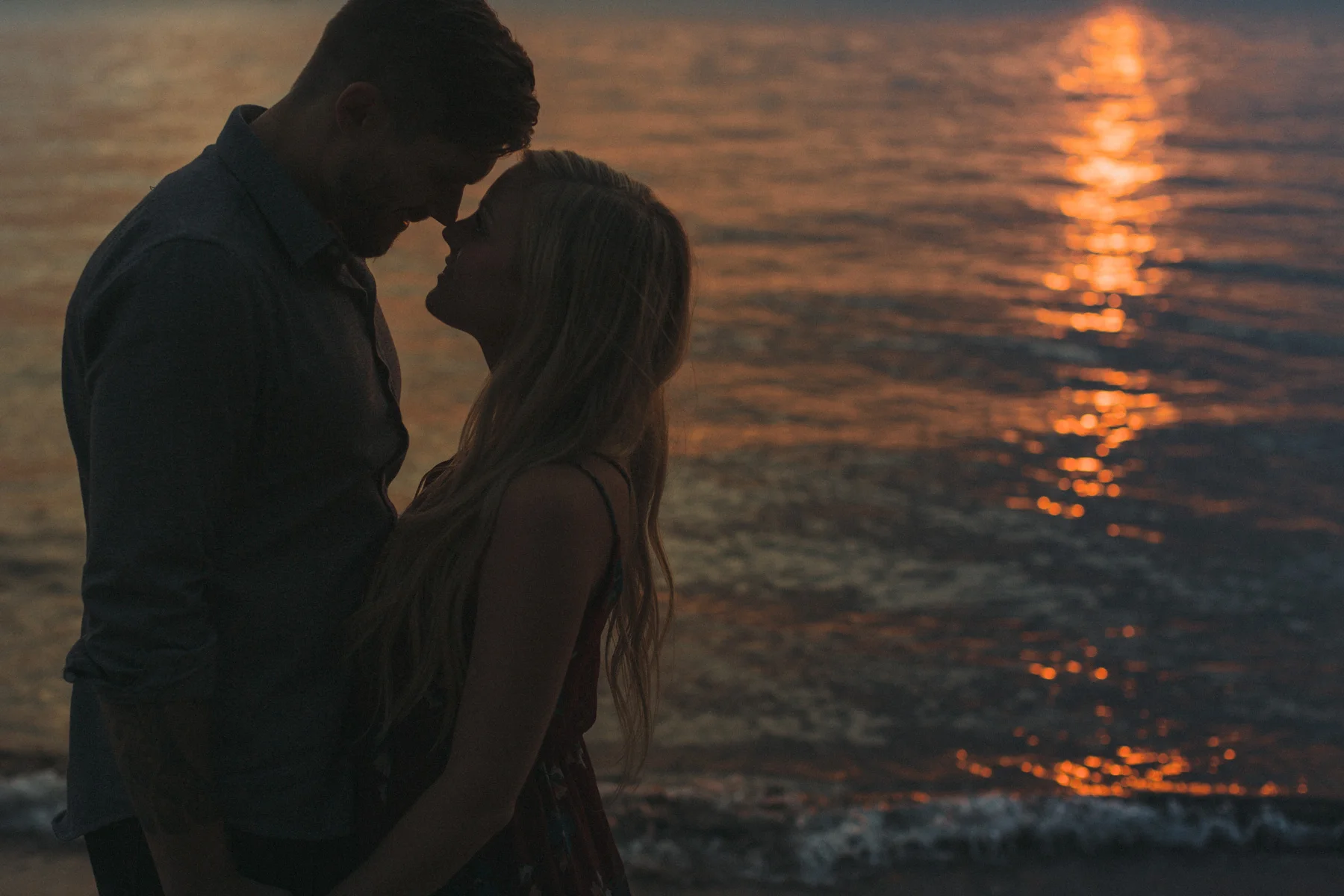 Toronto-Island-engagement-session-and-CNE-Laurie-and-Craig-by-Sam-Wong-of-Artanis-Collective_020.jpg