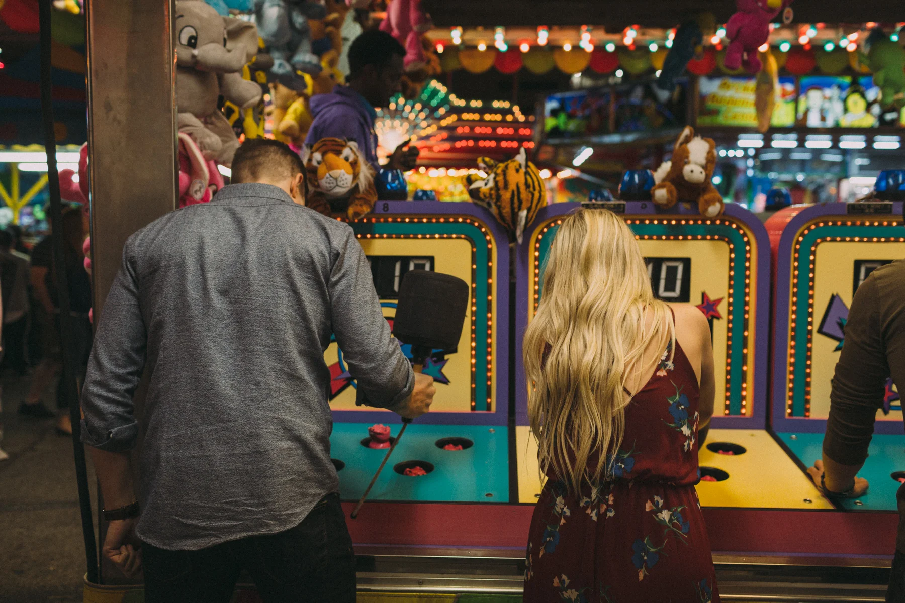 Toronto-Island-engagement-session-and-CNE-Laurie-and-Craig-by-Sam-Wong-of-Artanis-Collective_030.jpg