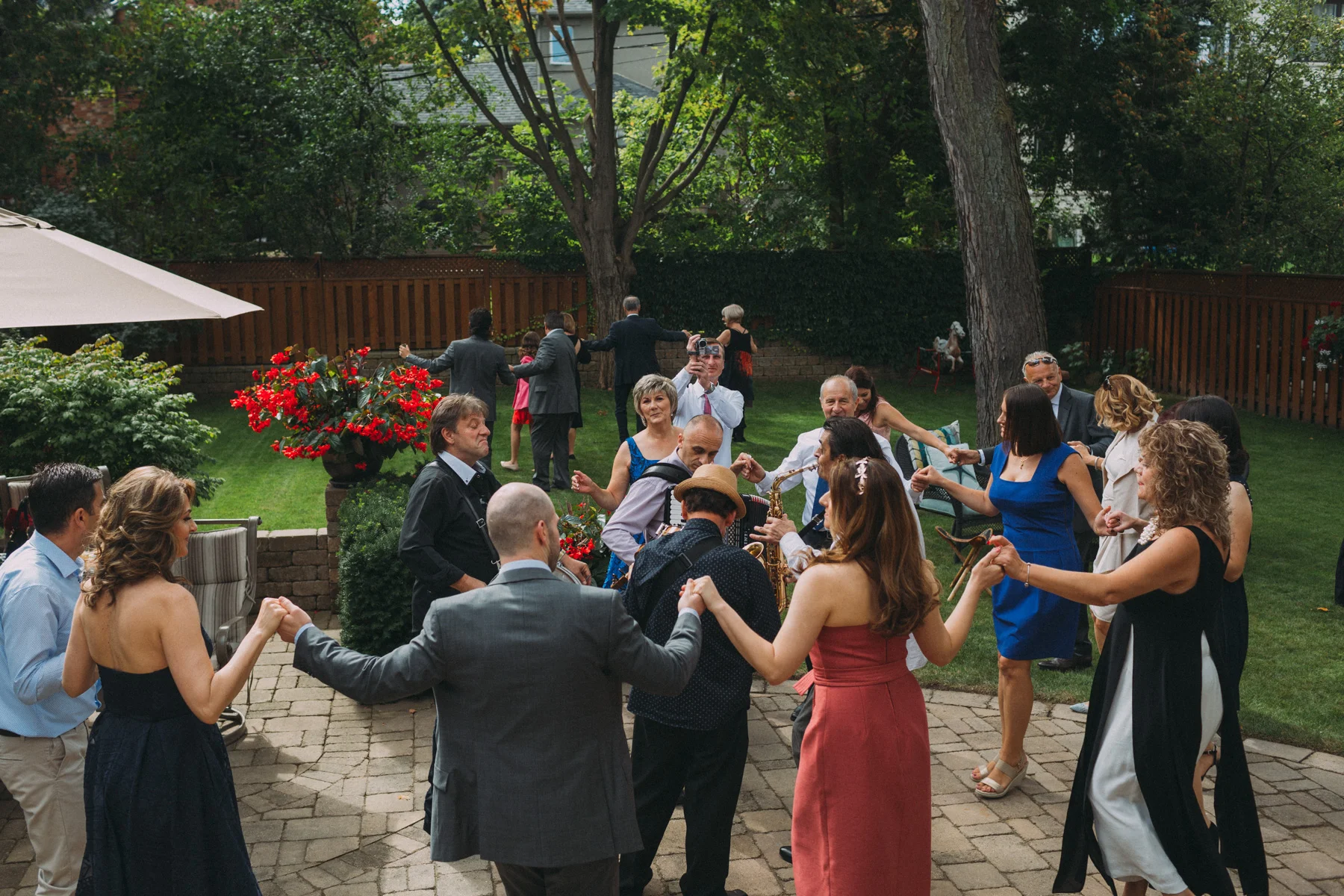 Thompson-Landry-Gallery-wedding-photos-Toronto-by-Sam-Wong-of-Artanis-Collective-Polina-Zarko_0006.jpg