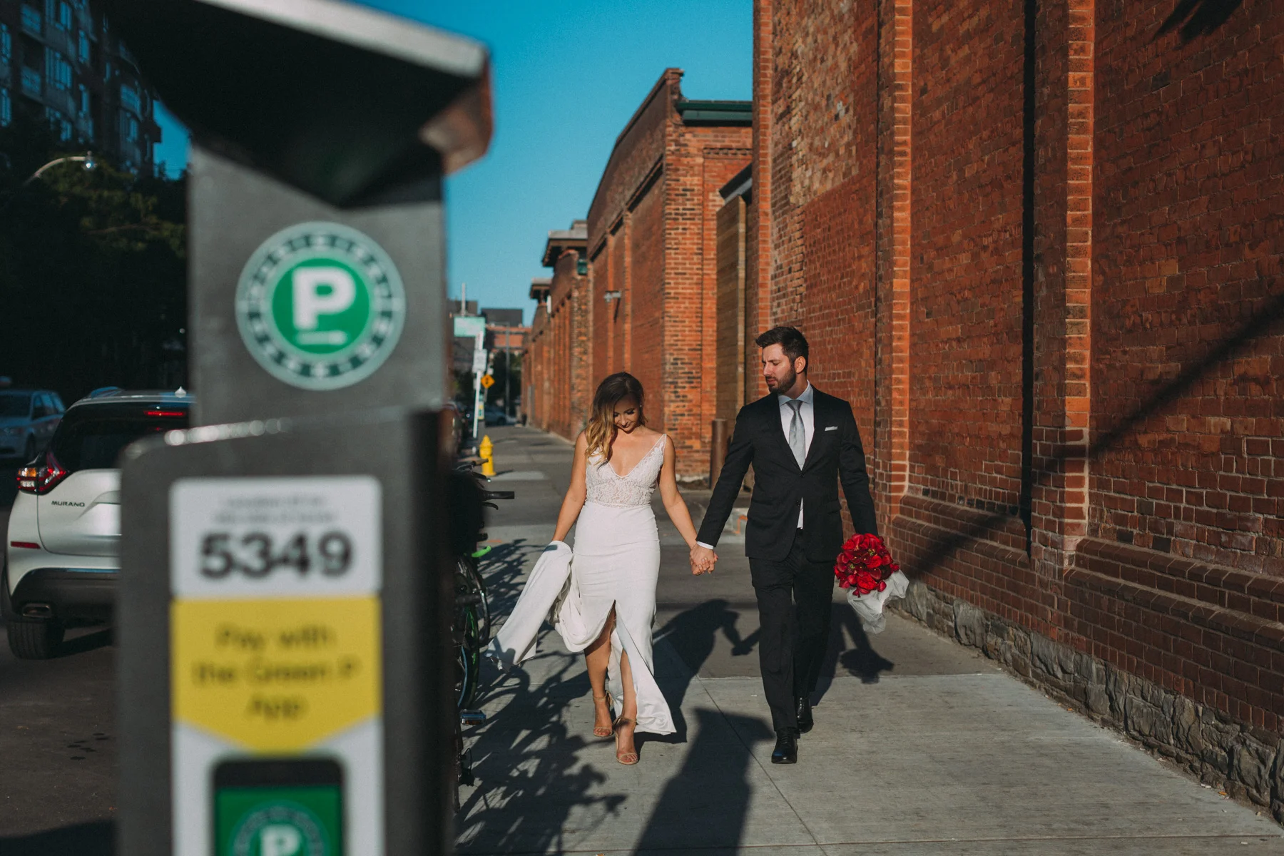 Thompson-Landry-Gallery-wedding-photos-Toronto-by-Sam-Wong-of-Artanis-Collective-Polina-Zarko_0041.jpg