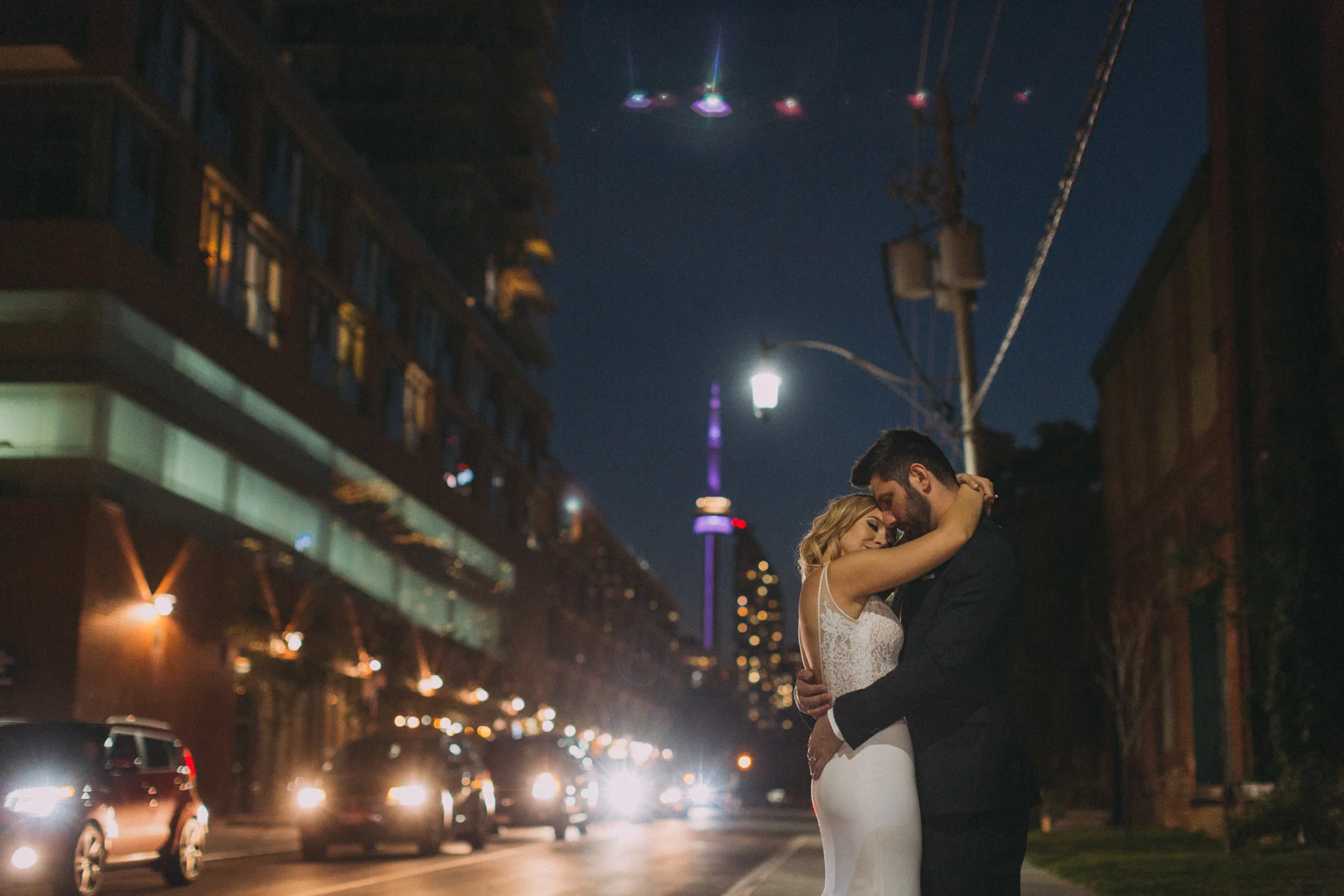 Thompson-Landry-Gallery-wedding-photos-Toronto-by-Sam-Wong-of-Artanis-Collective-Polina-Zarko_0059.jpg