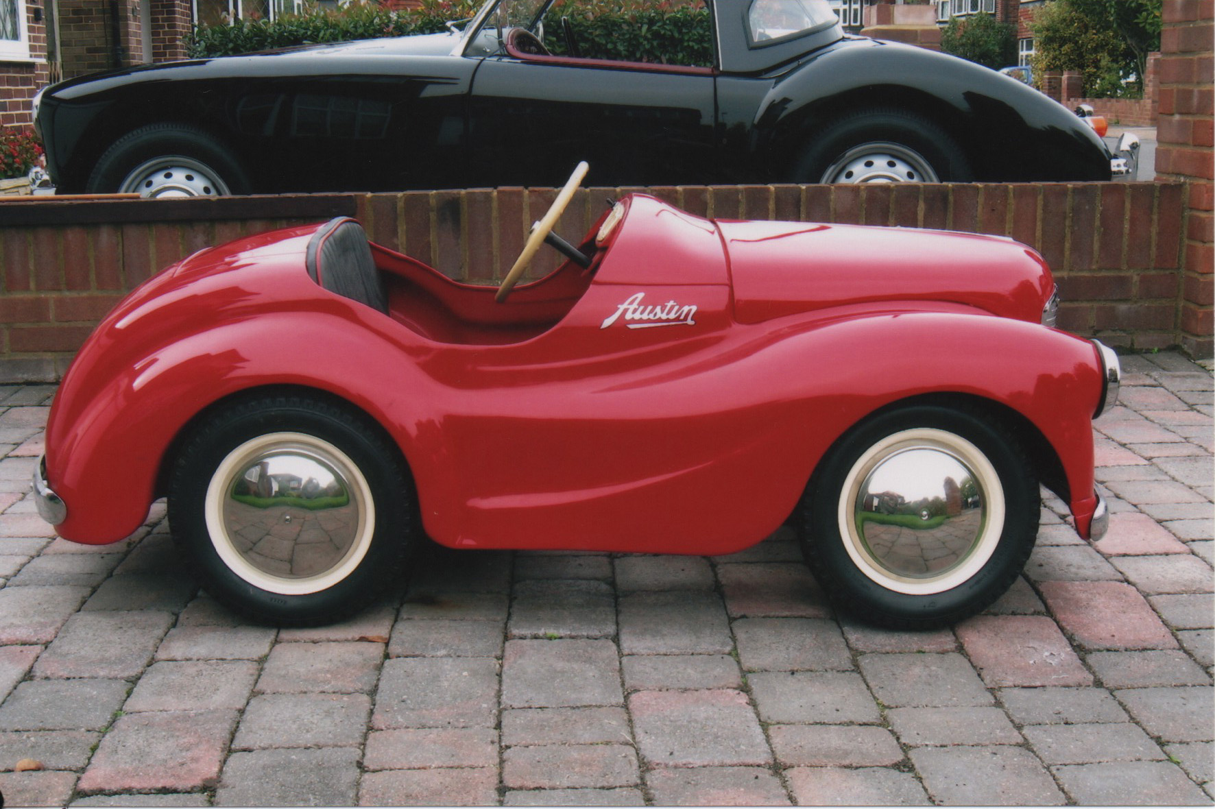 Toy Austin3.jpg