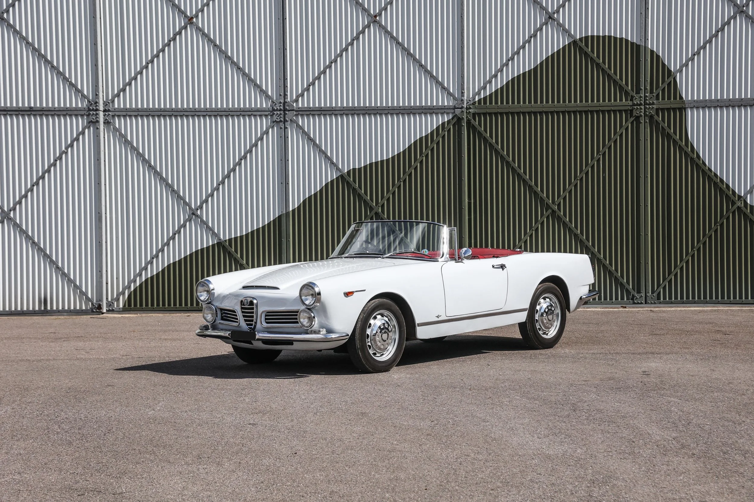 Alfa Romeo 2600-4.jpg