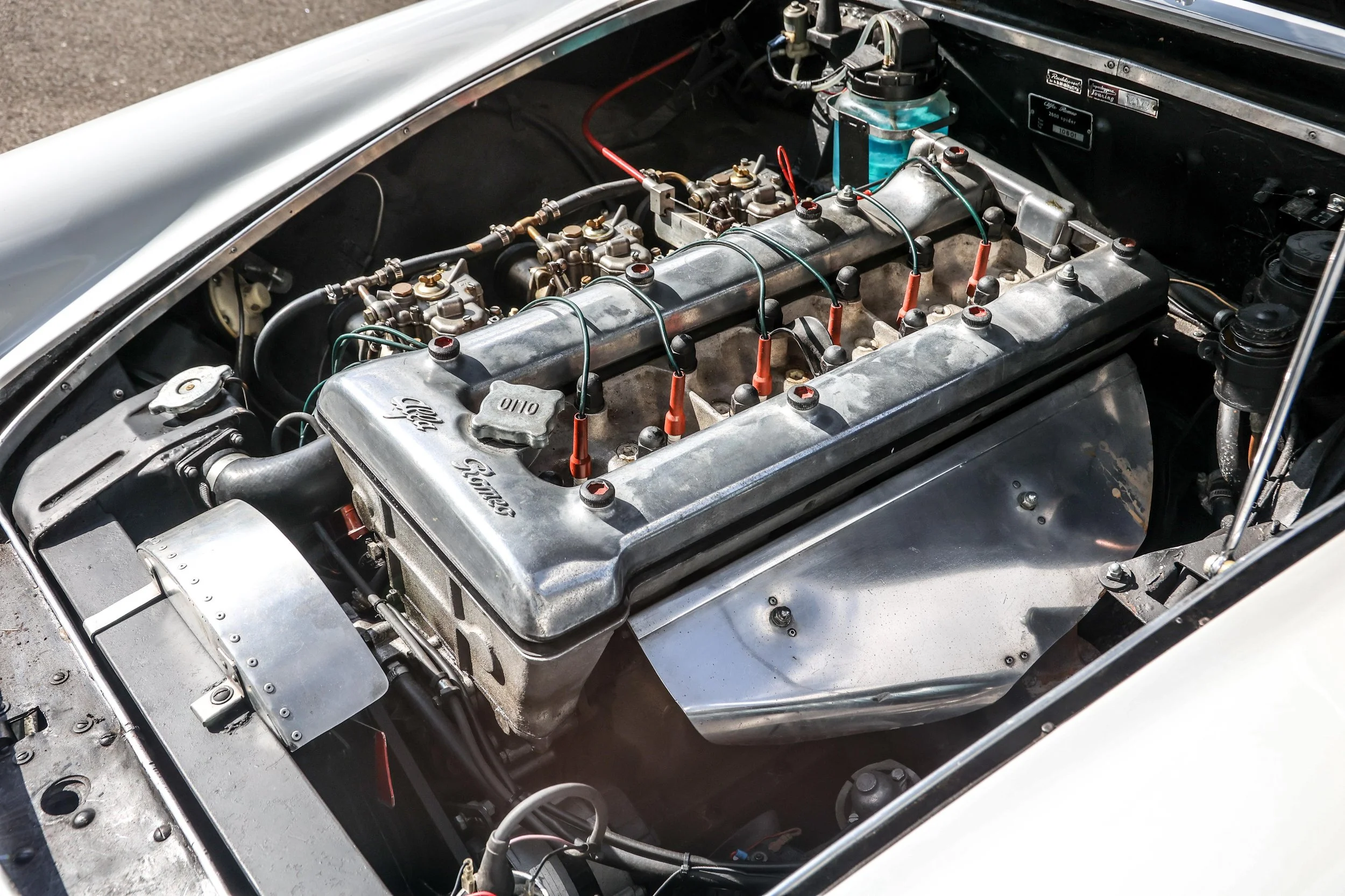 Alfa Romeo 2600-10.jpg