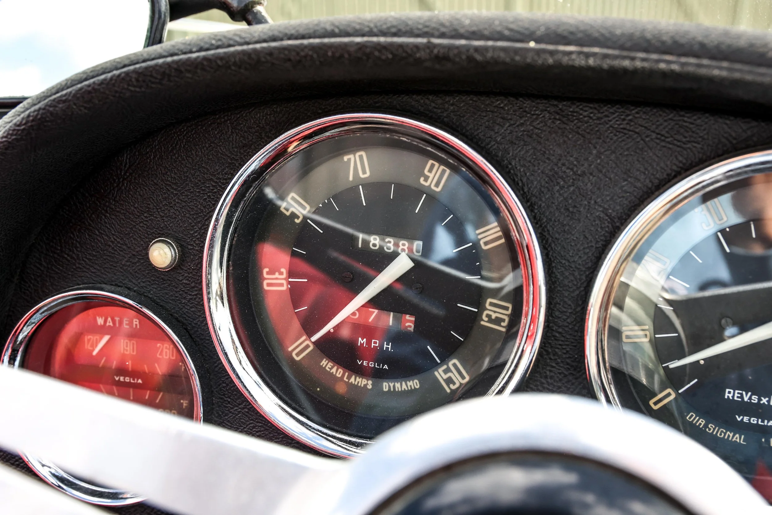 Alfa Romeo 2600-23.jpg