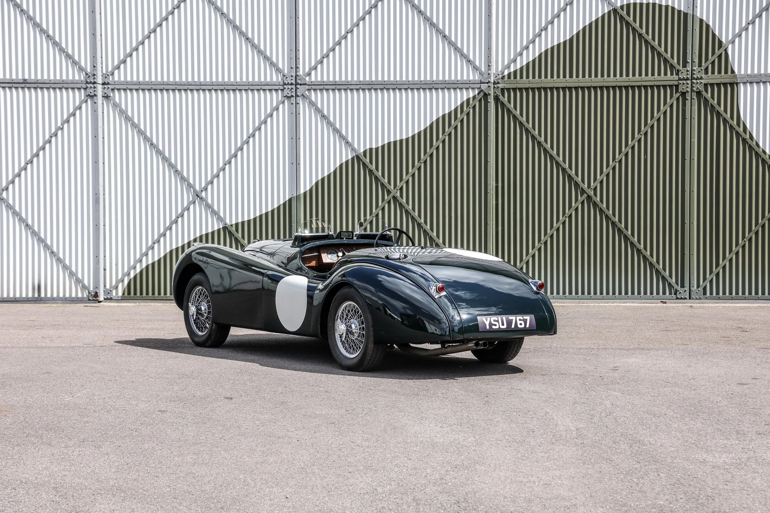 Jaguar XK 120-17.jpg