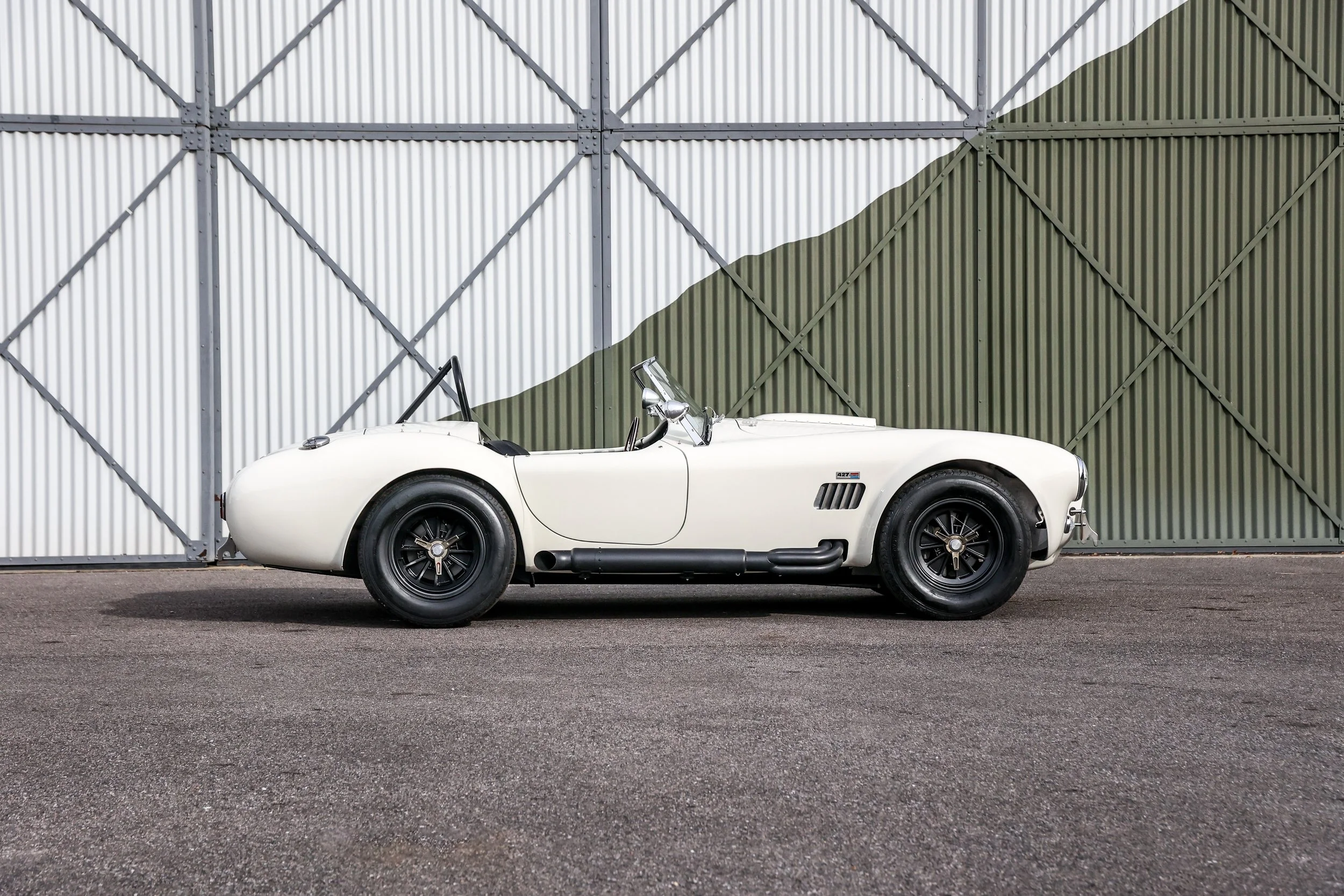 AC Cobra 427 -24.jpg