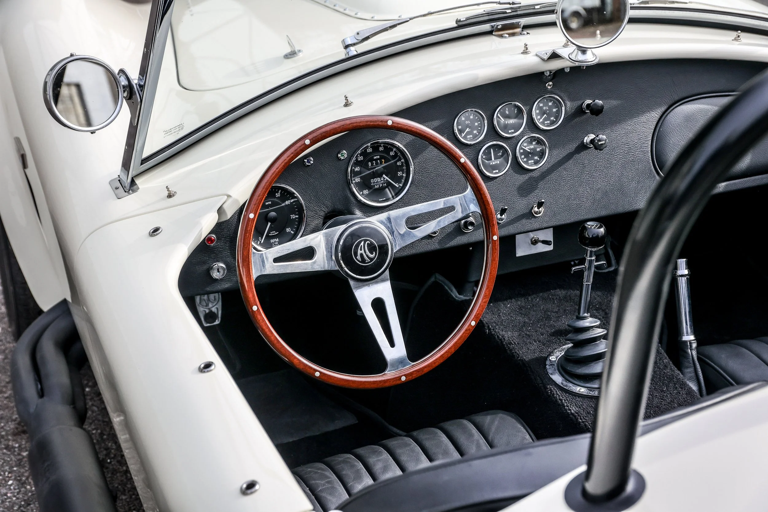AC Cobra 427 -12.jpg
