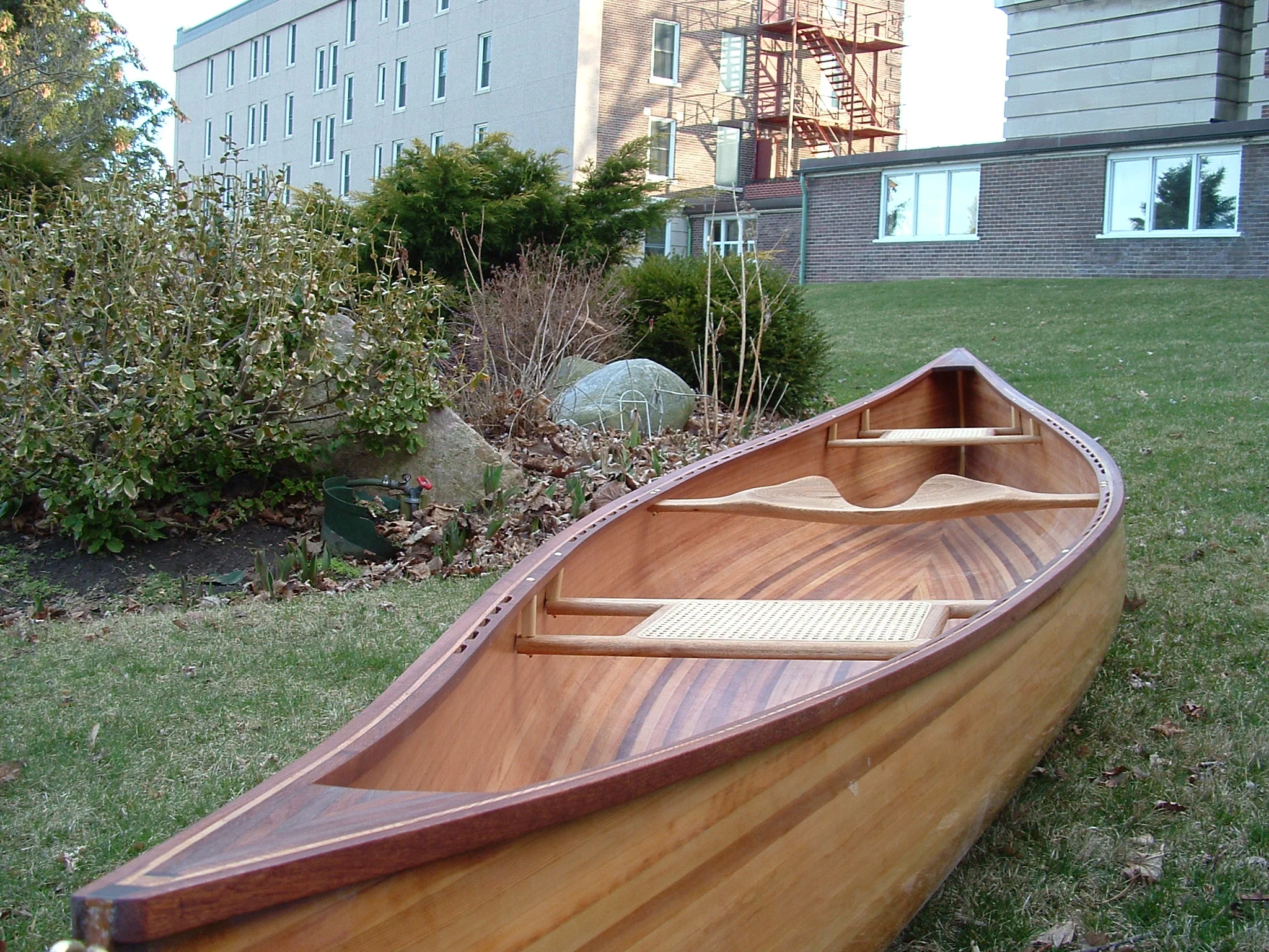 Canoe 403.jpg
