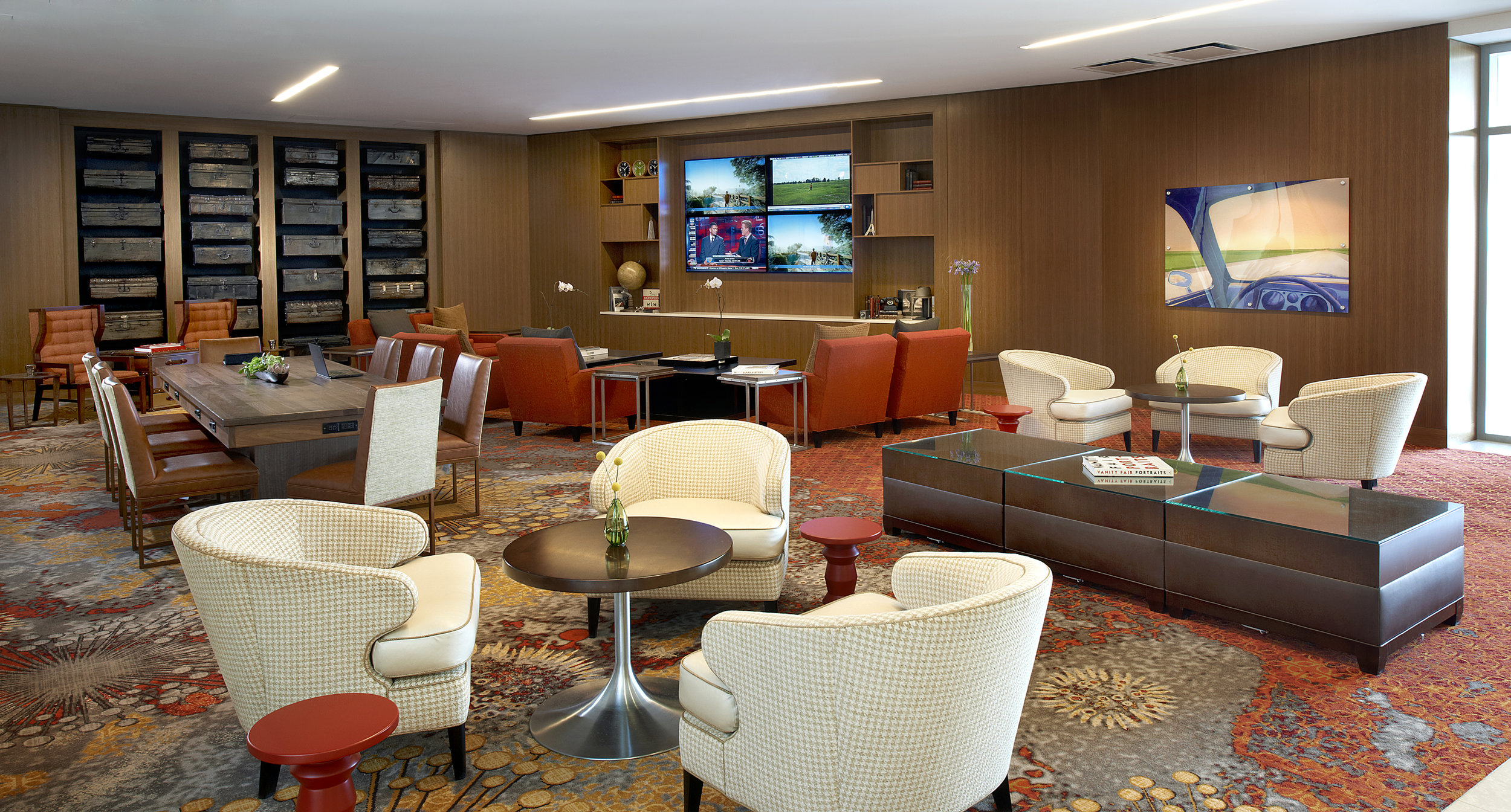 Marriott Naperville_Entertainment Area.jpg