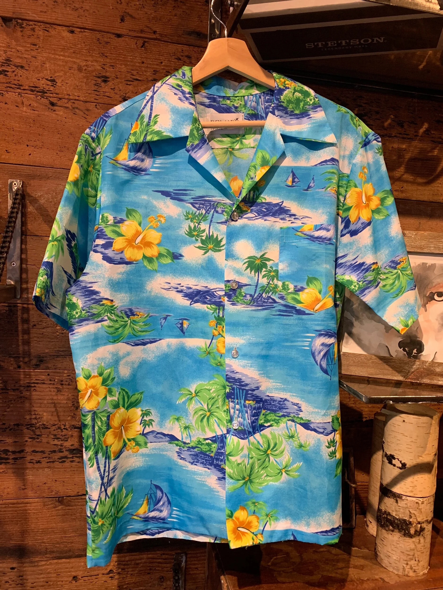 1EFCFD18-CFA3-414D-910C-268A42F1D75E